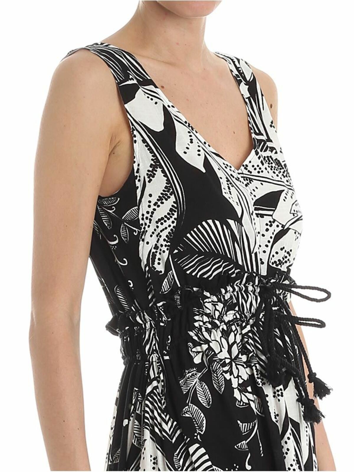 Shop See By Chloé Black And White Floral Dress In Negro