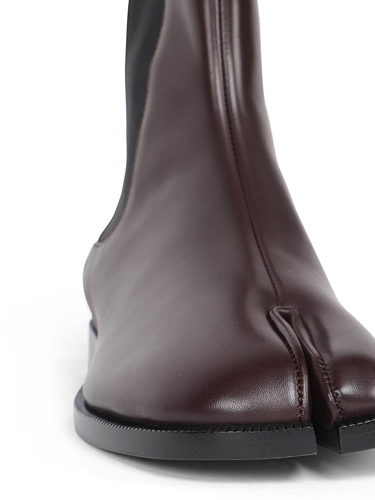 Shop Maison Margiela Tabi Chelsea Boots In Dark Brown