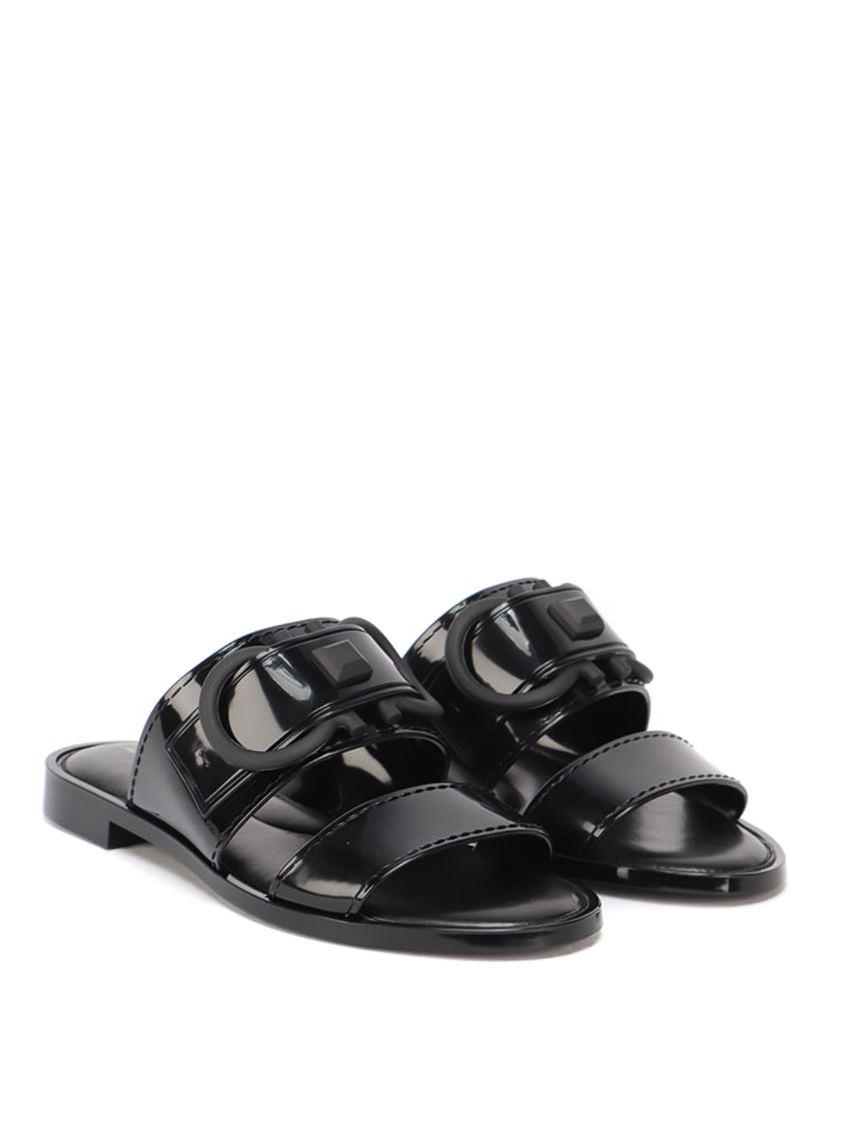 Ferragamo 2025 taryn sandals