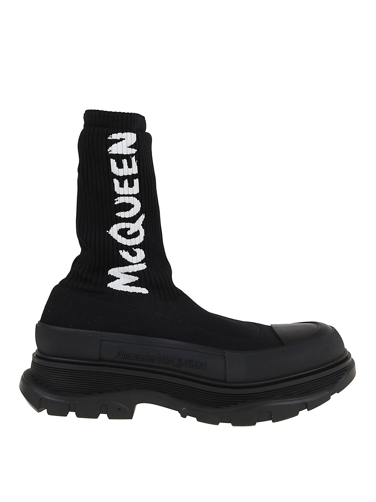 Alexander Mcqueen Tread Silck Ankle Boots In Negro