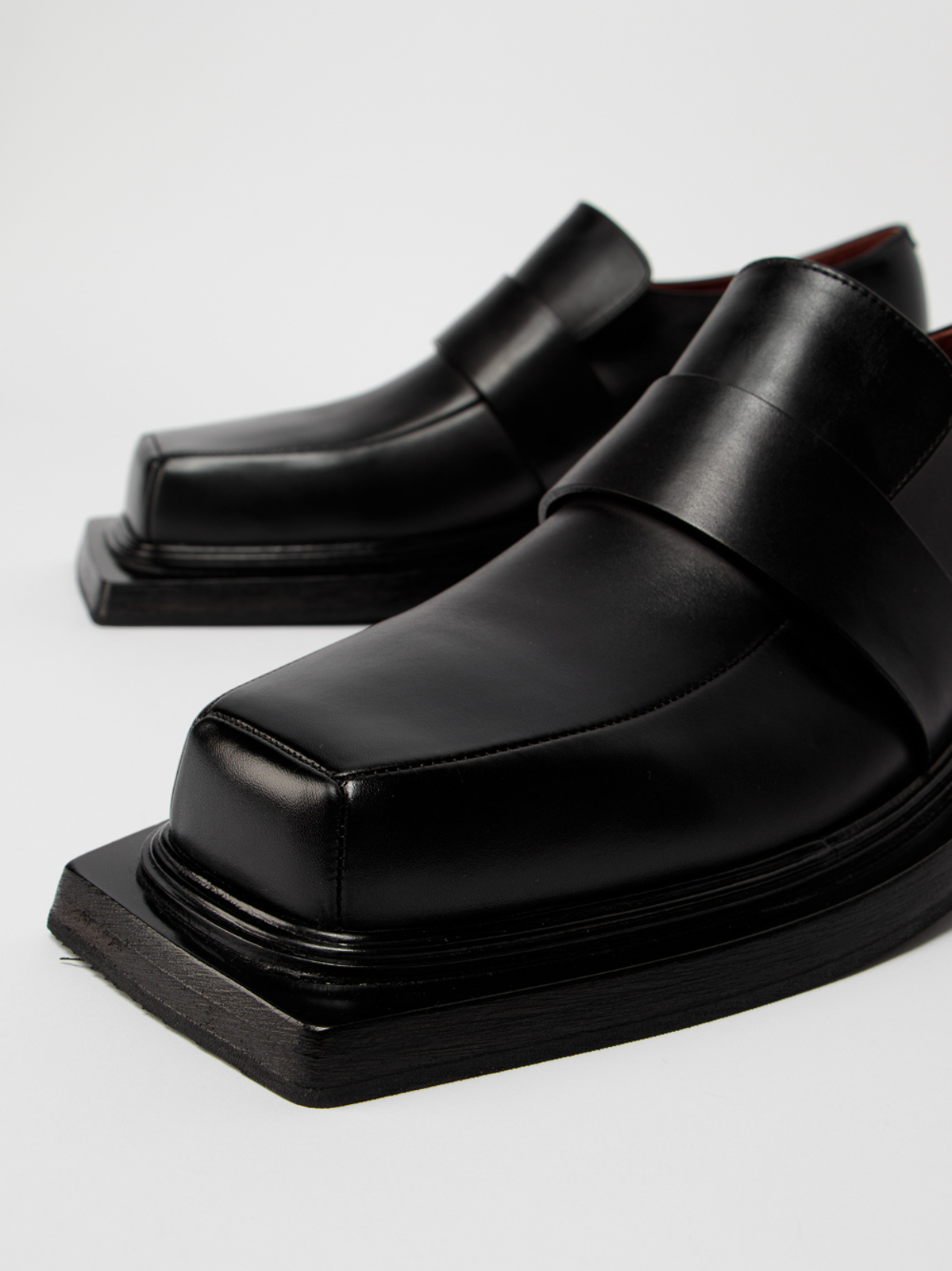 Shop Marsèll Leather Loafers In Negro