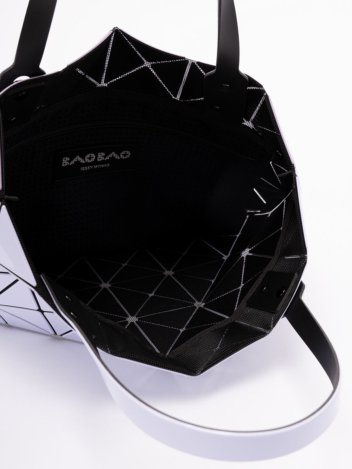BAOBAO ISSEY MIYAKE バオバオ LUCENT W COLOR トートバッグ 2022年秋冬シーズンスタートのお知らせ – isseymiyake.com