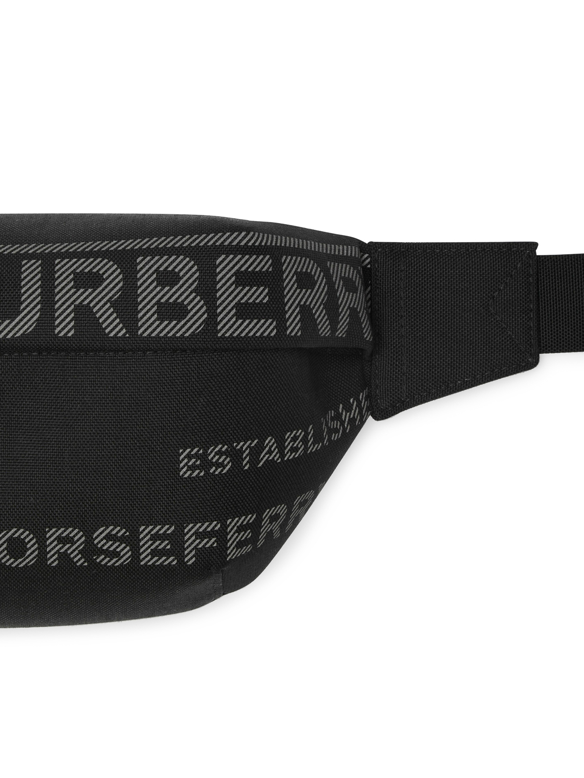 BURBERRY: Horseferry fabric belt bag - Black