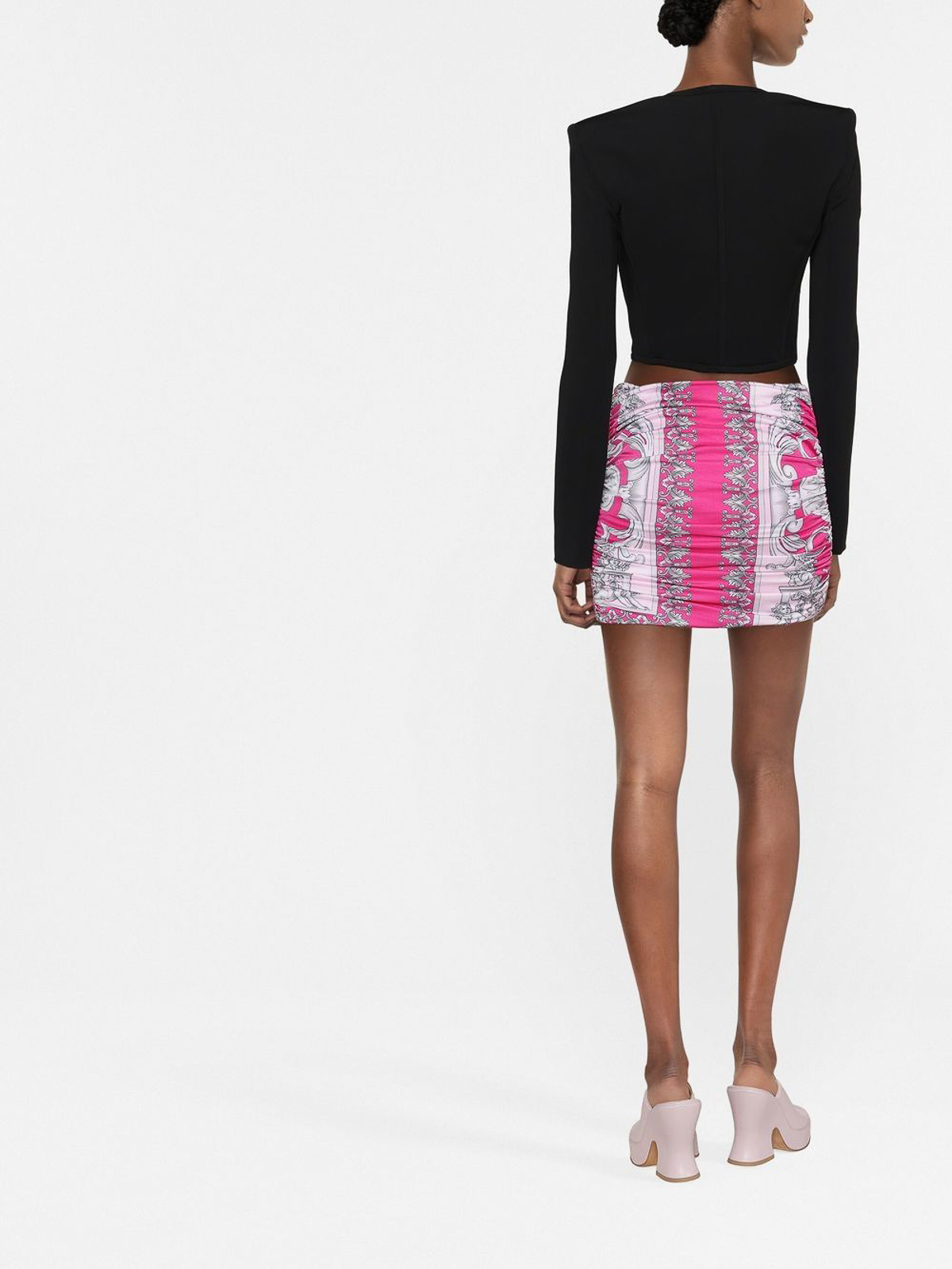 Shop Versace Baroque-print Skirt In Fuchsia