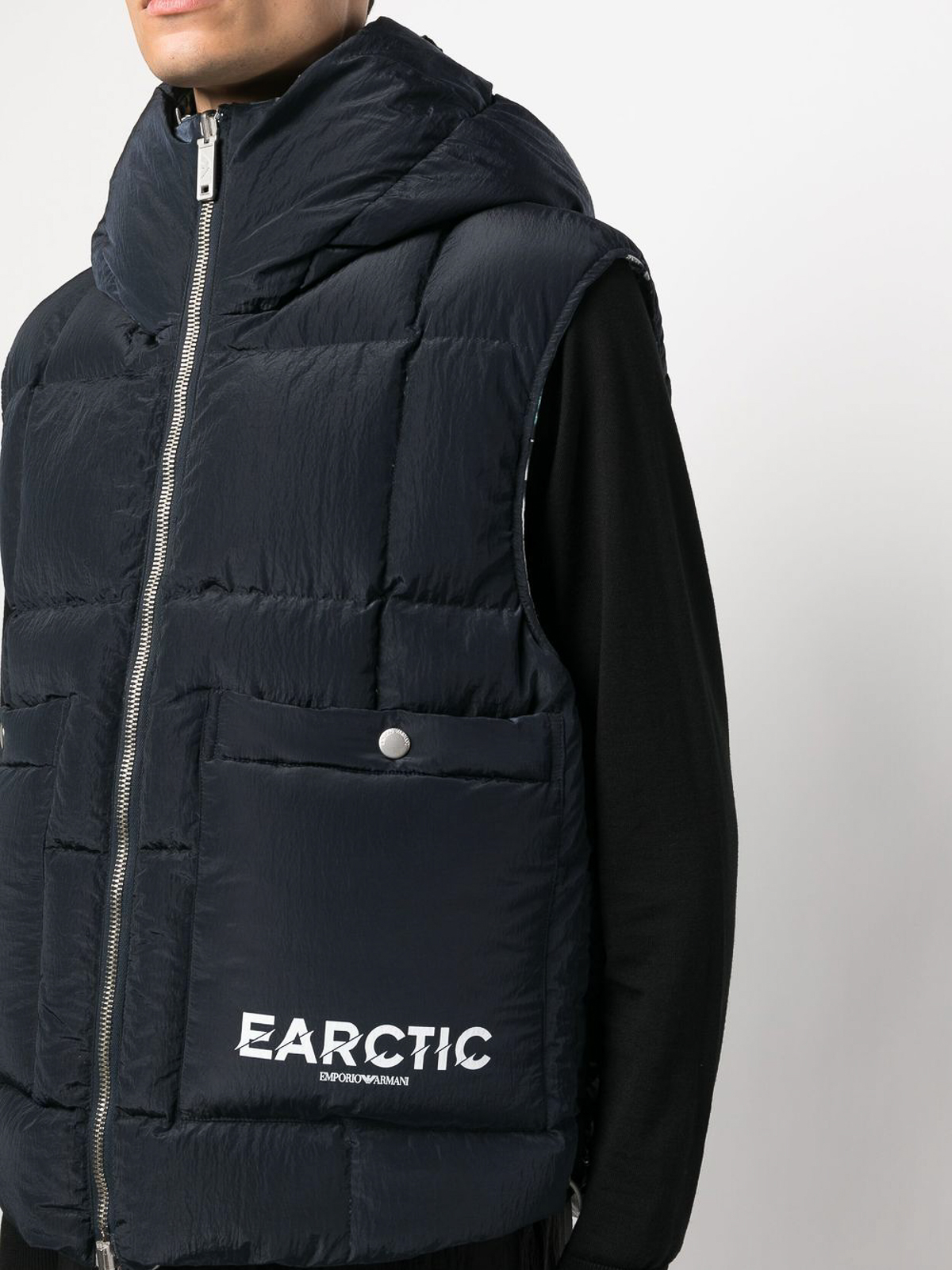 Emporio Armani Earctic reversible padded vest|6L1B9A1N65ZF978
