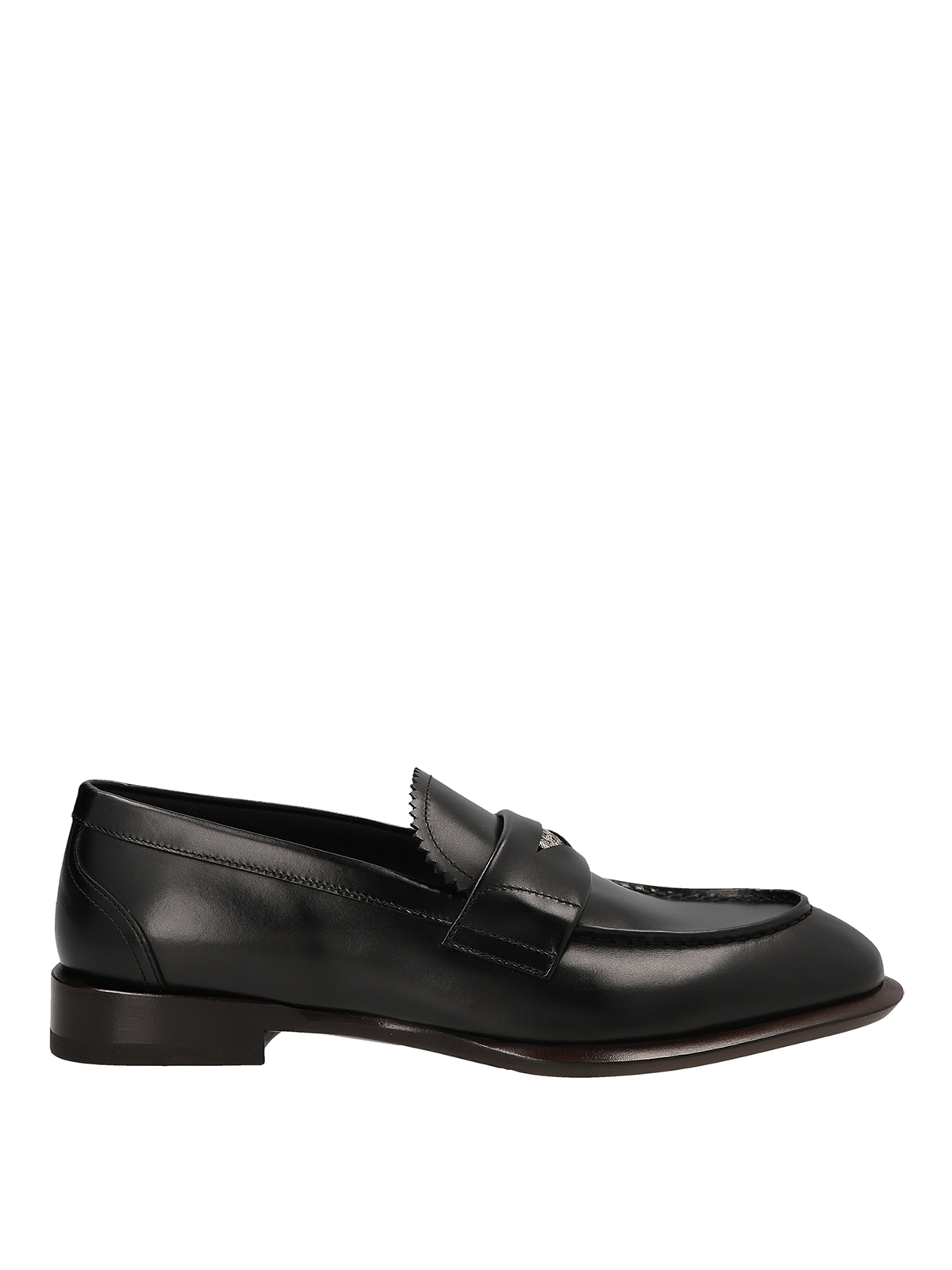 Shop Alexander Mcqueen Leather Loafers In Negro