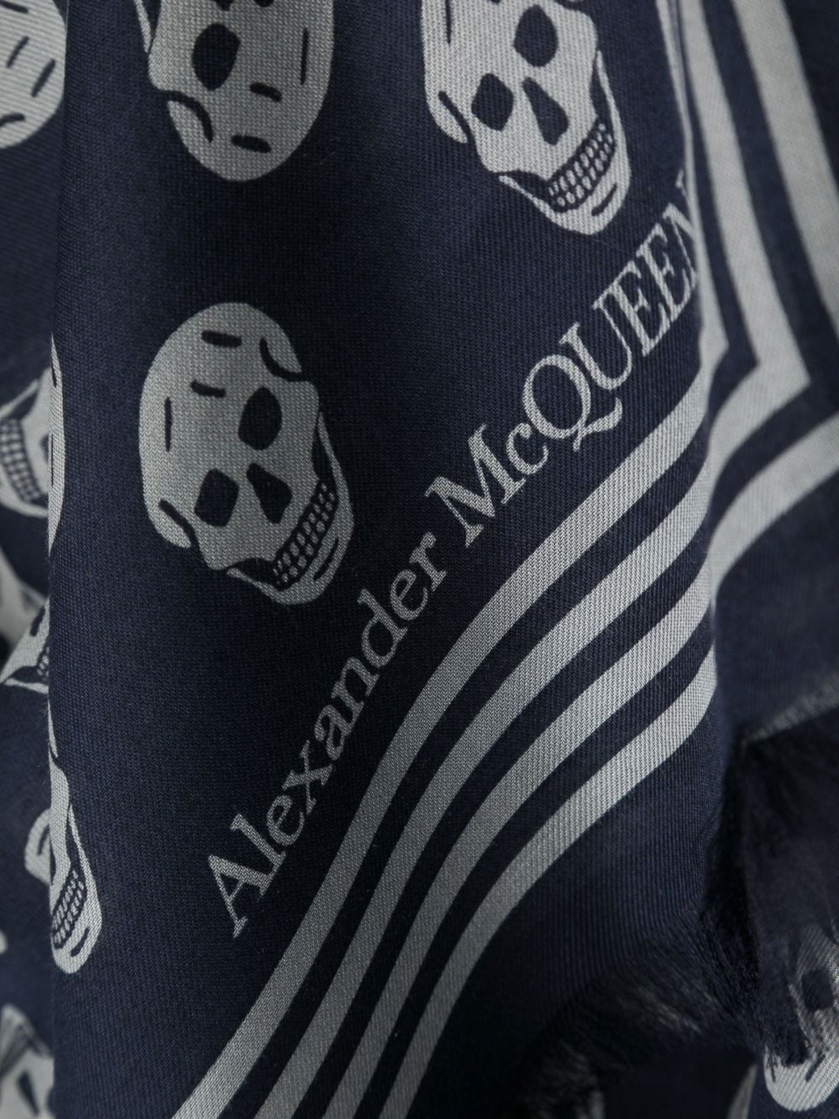 Shop Alexander Mcqueen Motivo Printed Scarf With Raw-cut-edge In Blue