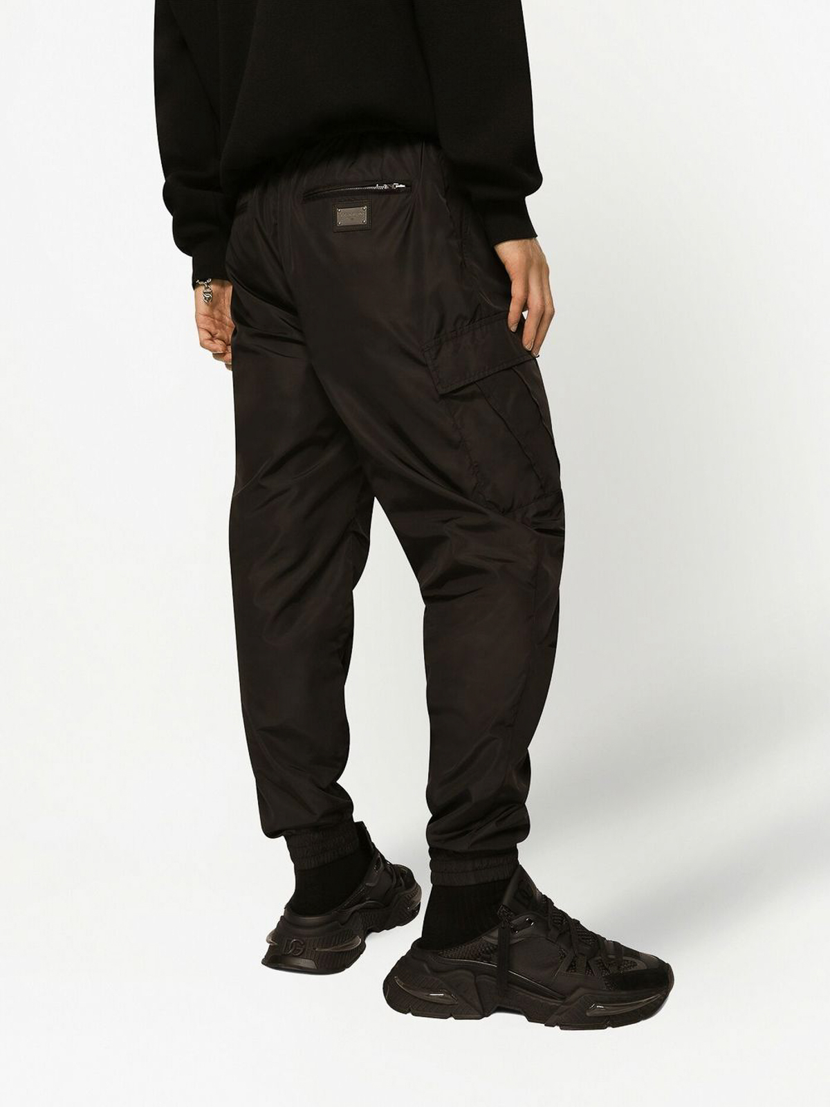 Black cargo tracksuit discount bottoms