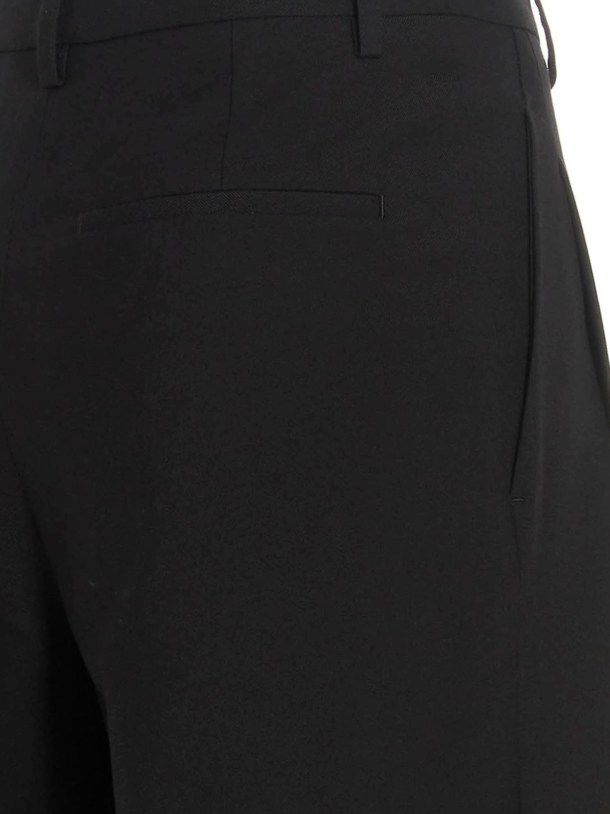 Shop Burberry Pantalones De Sastrería - Negro In Black