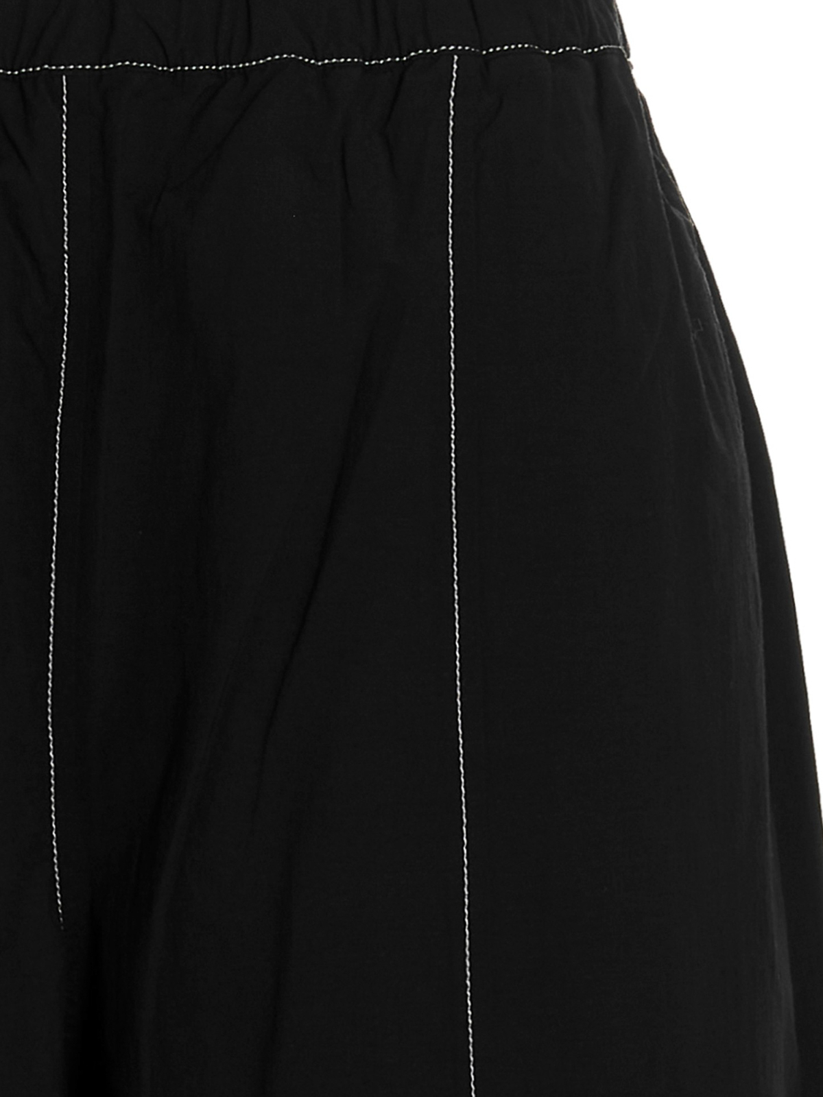 Shop Ganni Pantalón Casual - Elasticated Curve In Black