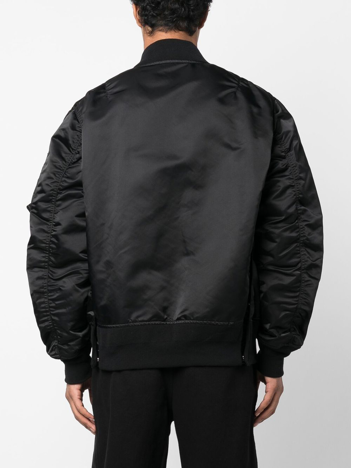 【関税&送料込】Sacai Black Nylon Padded Jacket Sacai Bomber jacket - Black - Men | SCM051001BLACK | thebs.com