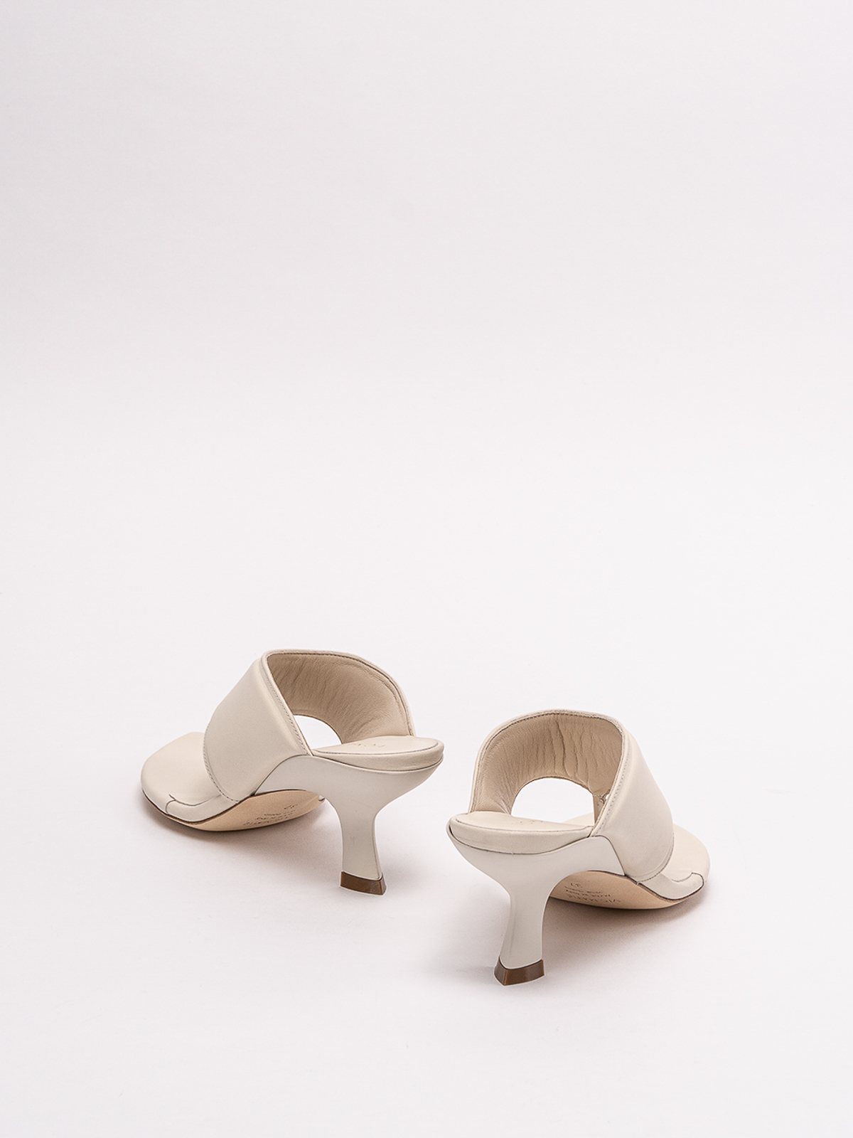 Vic Matie Leather thong sandals with heel|1C7052DC18BEN0110