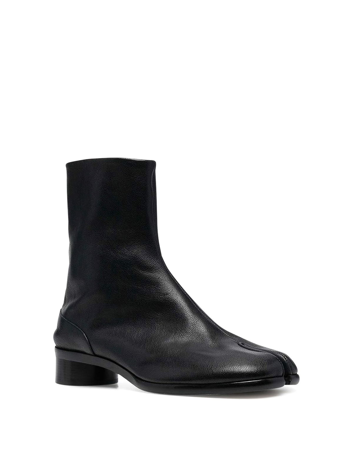 Shop Mm6 Maison Margiela Low Heeled Leather Boots With Logo In Negro