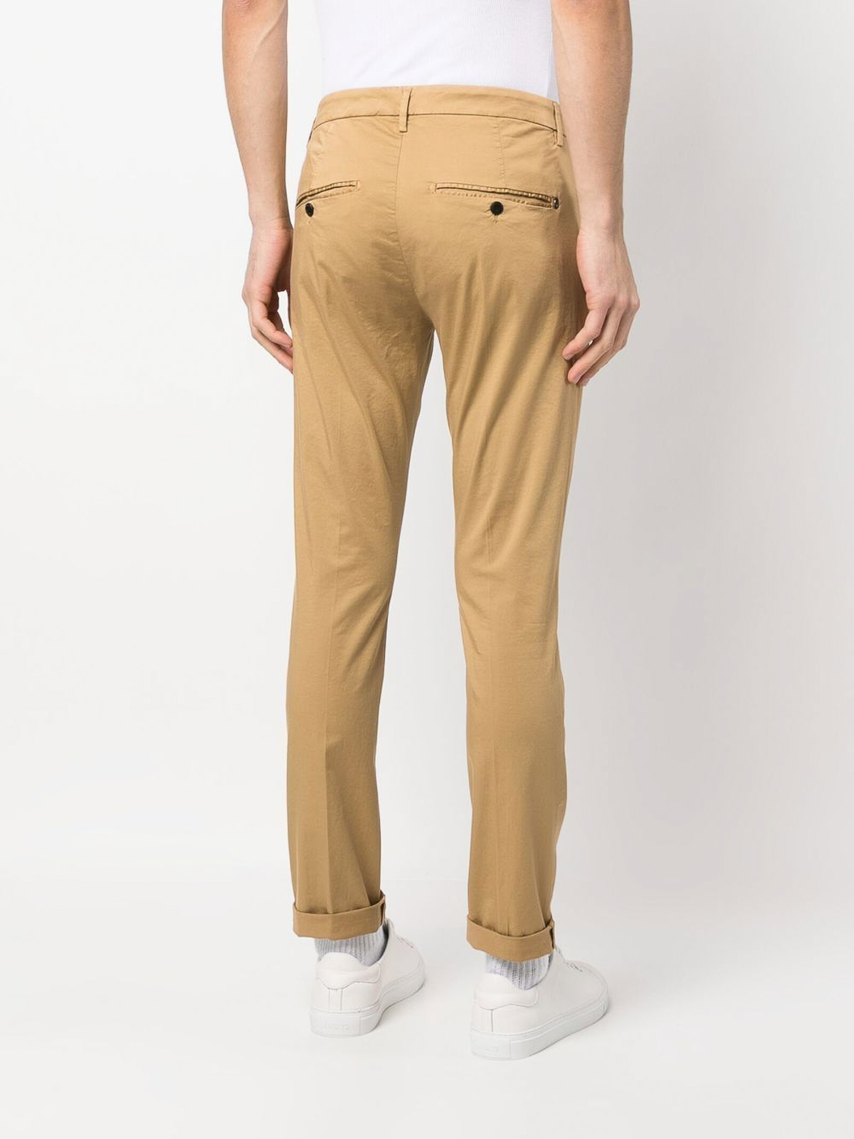 INDIAN TERRAIN Men Solid Slim Straight Casual Trousers  Lifestyle Stores   Sector 4C  Ghaziabad