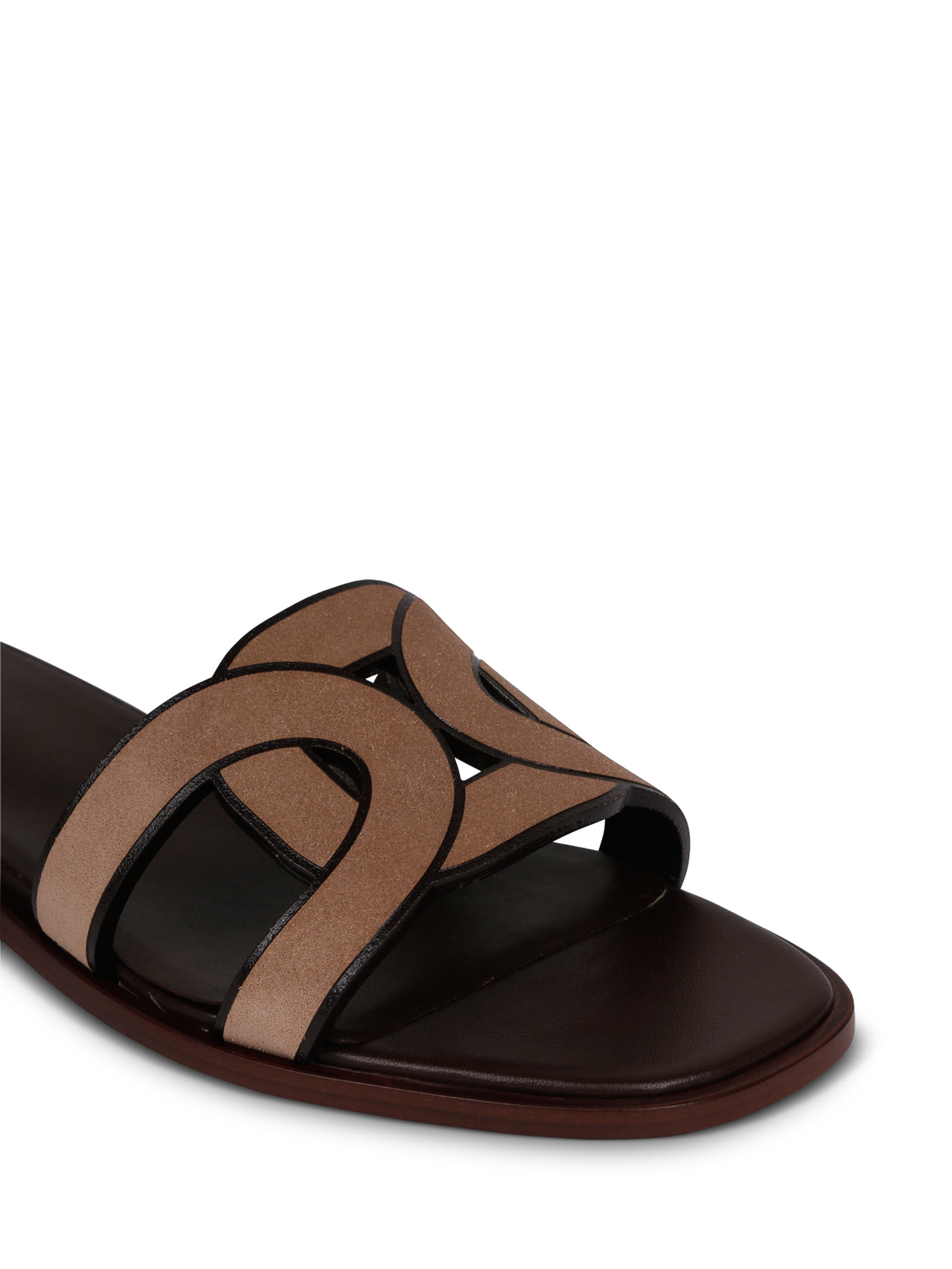 Shop Tod's Leather Sandals With Chain Detail In Beis