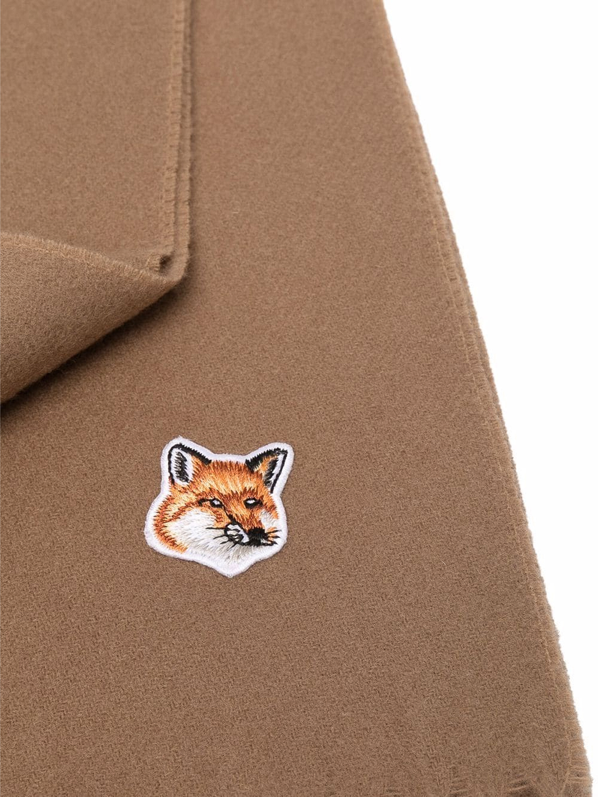 Maison Kitsuné Fox head patch wool scarf|FU06208BT3004092P221