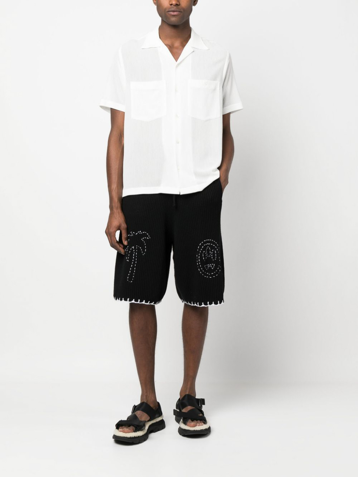 BARROW patch-detail cotton shorts - Black