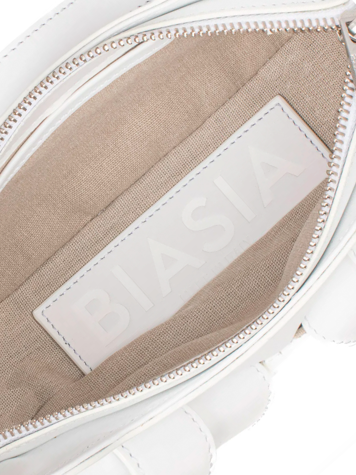 Shop Biasia Shoulder Bag Y2k.002 In Blanco
