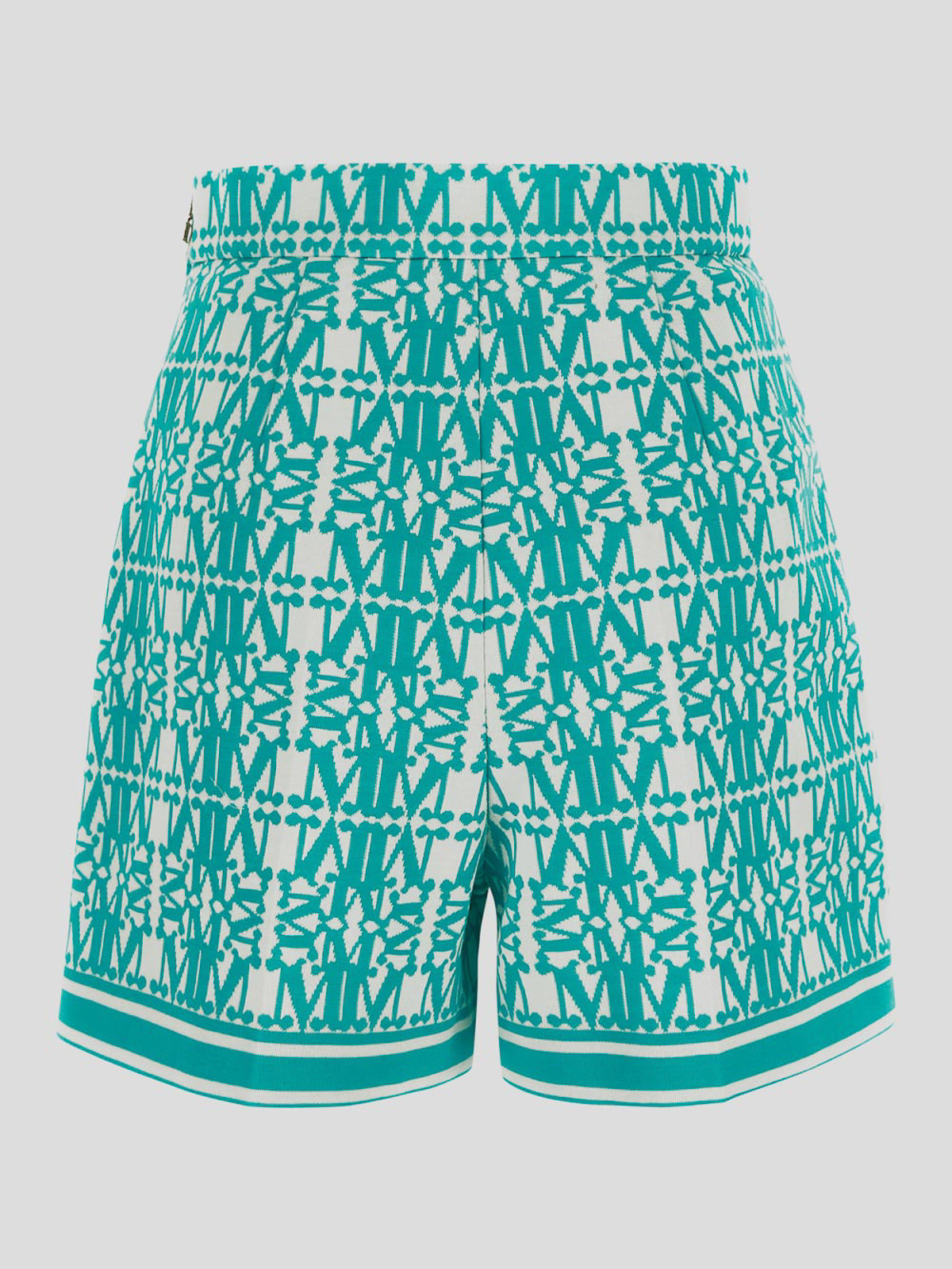 Max 2025 shorts online