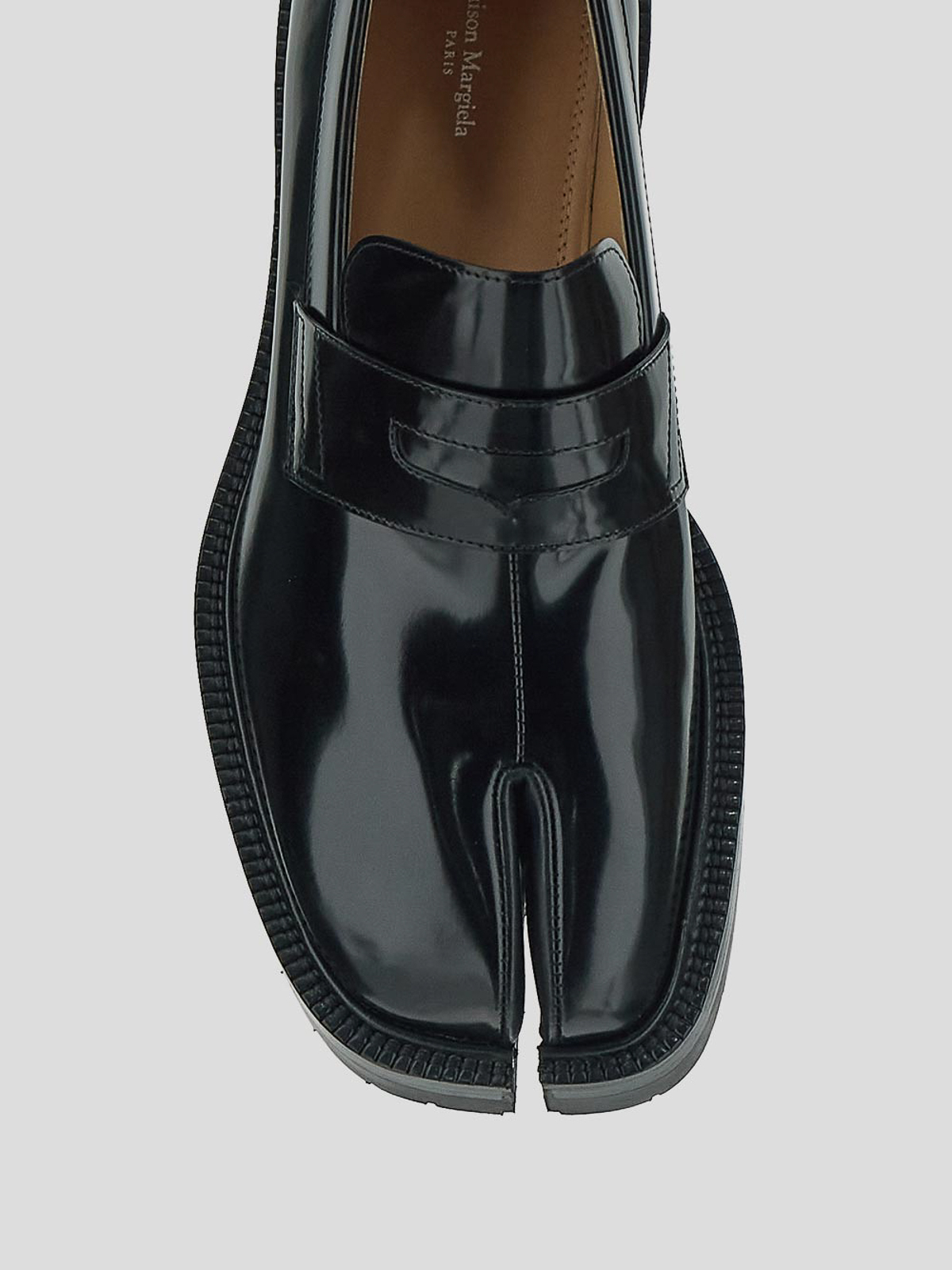 Shop Maison Margiela Brushed Leather Tabi Loafers In Negro