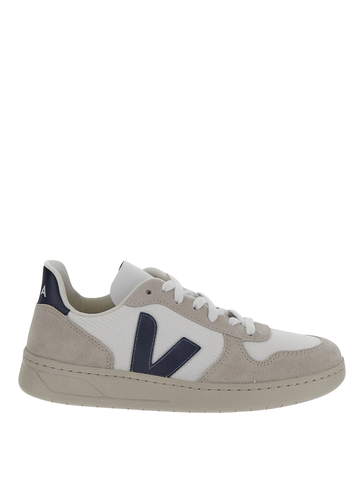 Trainers Veja - trainers - VX0101380 | Shop online at THEBS [iKRIX]