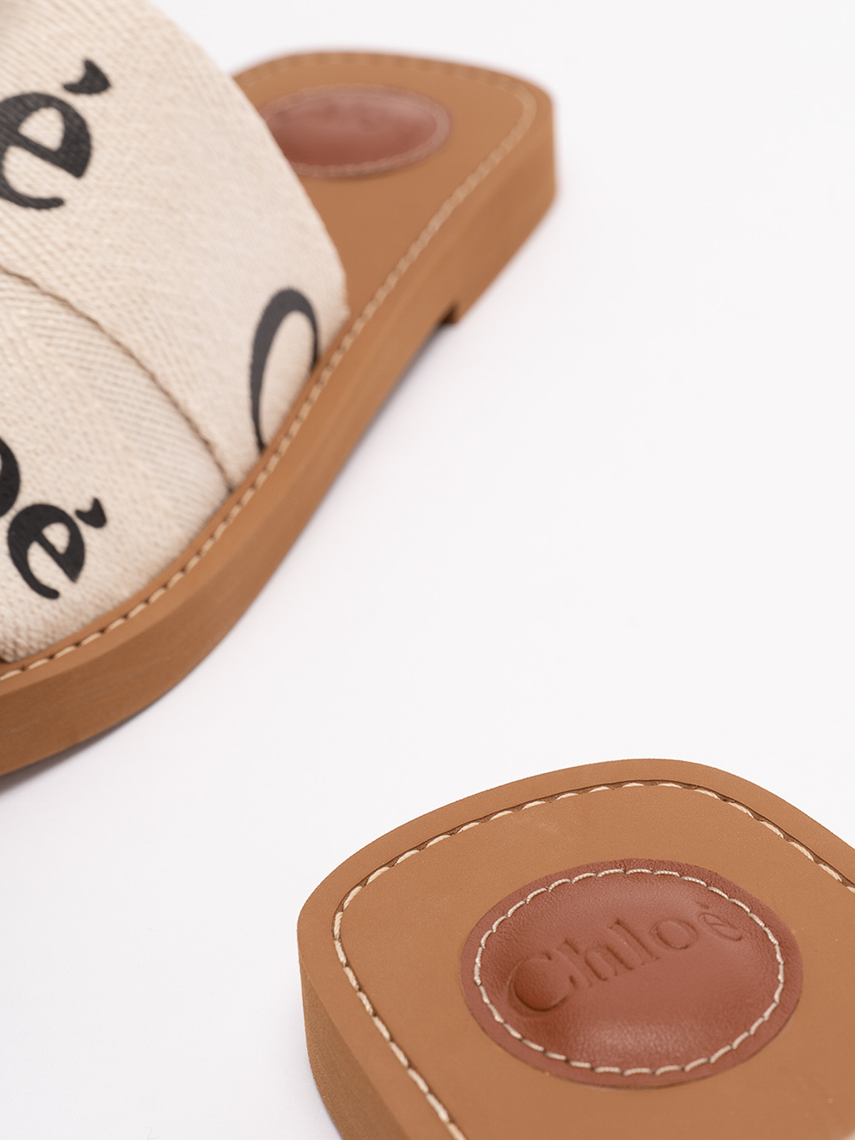 Shop Chloé `woody` Flat Sandals In Blanco