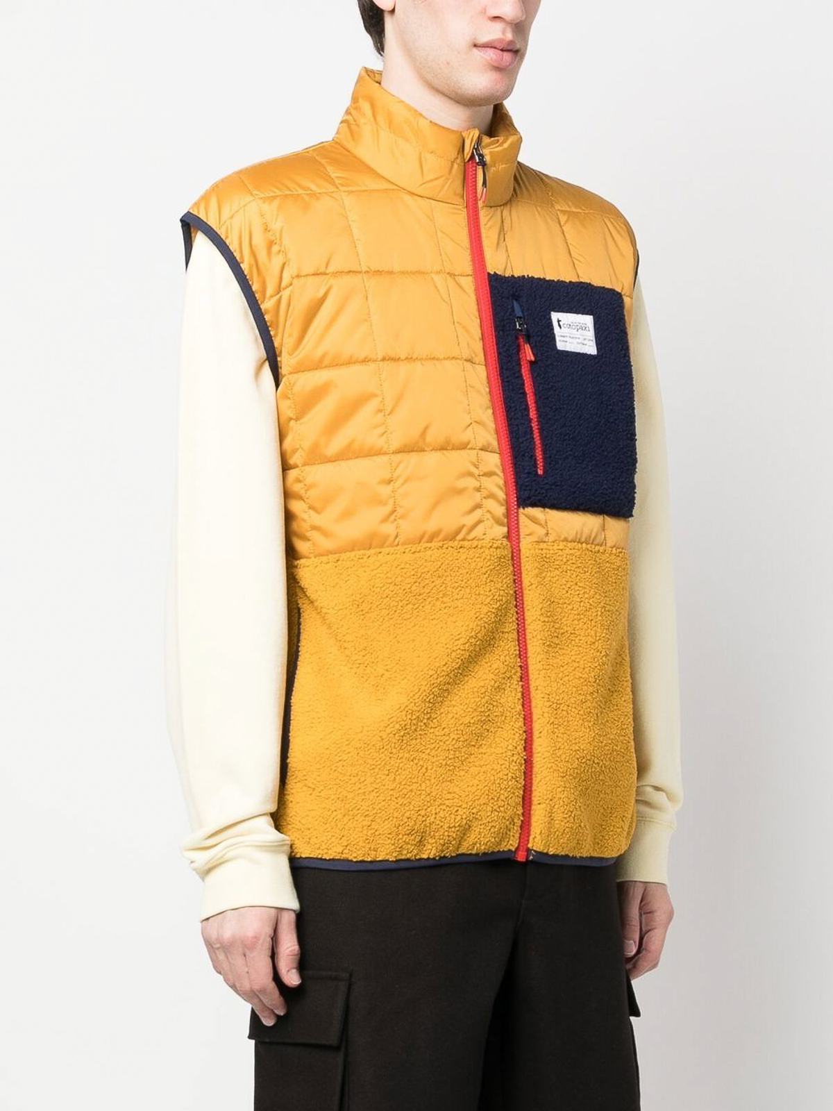 Shop Cotopaxi Chaleco - Amarillo In Yellow