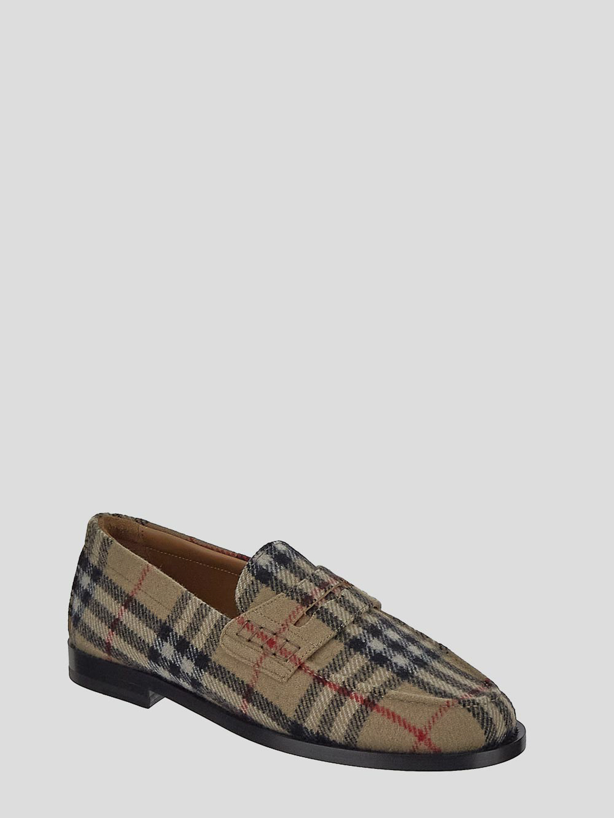Shop Burberry Flat Shoes In Beis