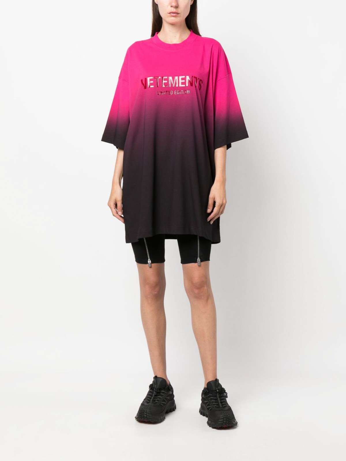 Tシャツ・カットソー VETEMENTS FW23 'Monogram' blouse (WE54SH100H HOTPINK) VETEMENTS 'Monogram' blouse | julianfashion | REVERSIBLE