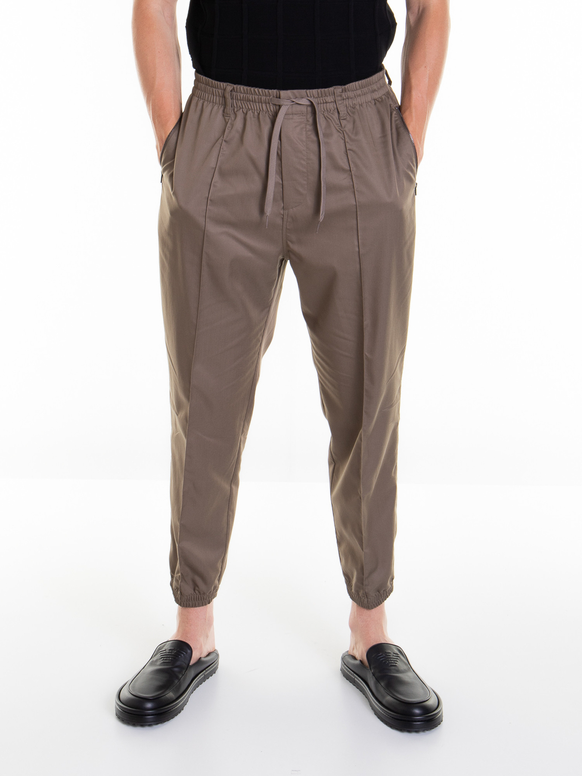 Shop Emporio Armani Pantalón Casual - Beis In Beige