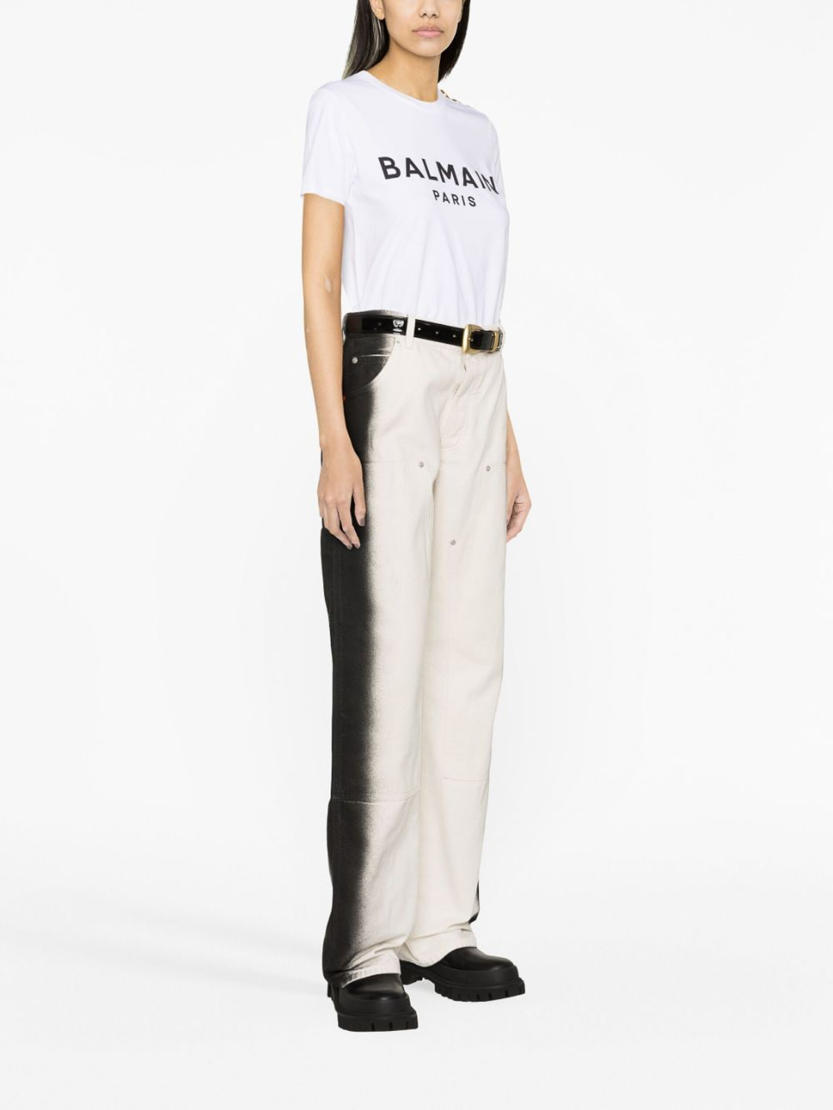 Tシャツ・カットソー BALMAIN 3 BTNS PRINTED BALMAIN T-SHIRT (BF1EF005BB02 GAB) T-shirt with Balmain Paris print - Women | BALMAIN