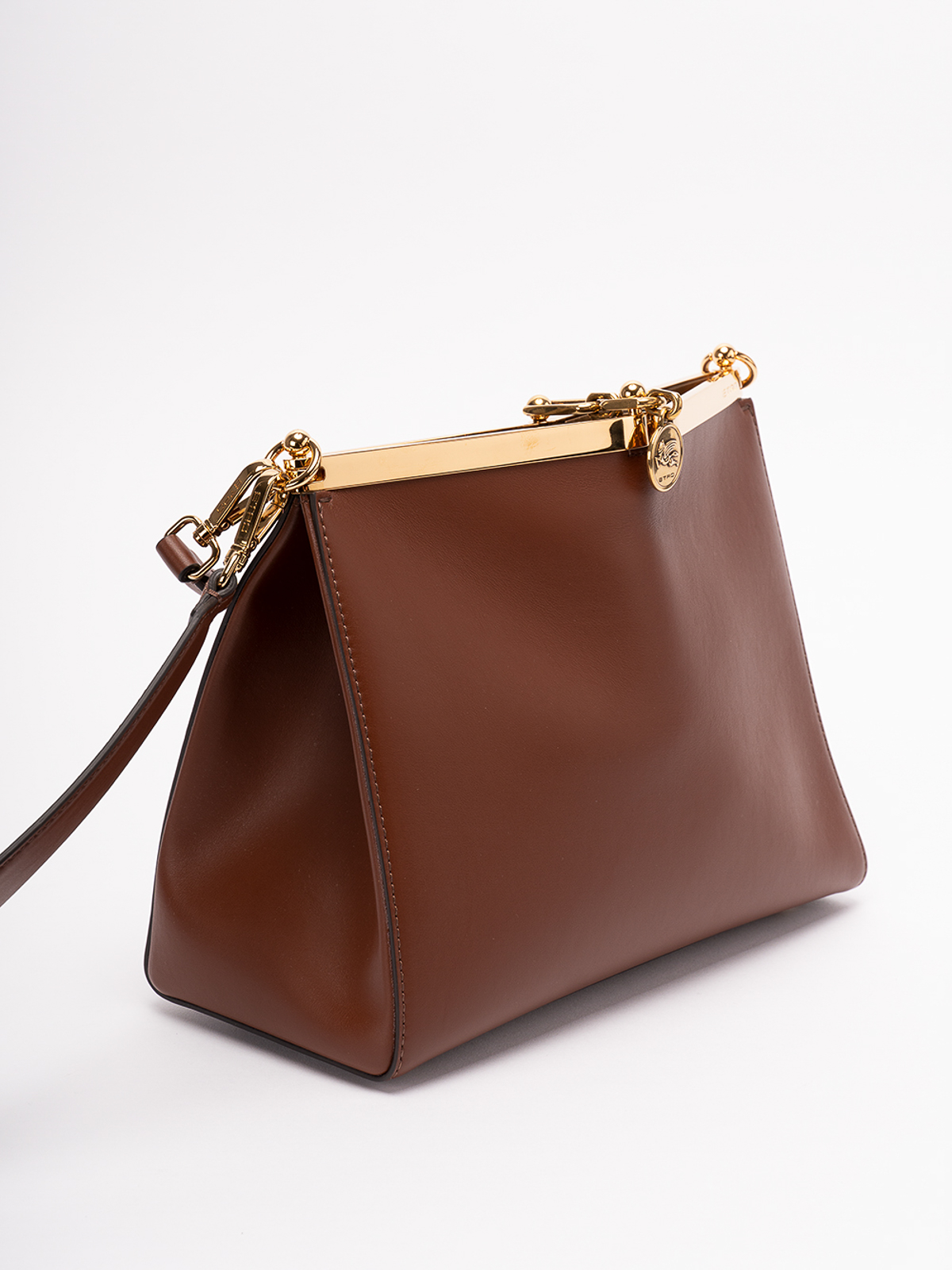 Vela logo brown leather bag