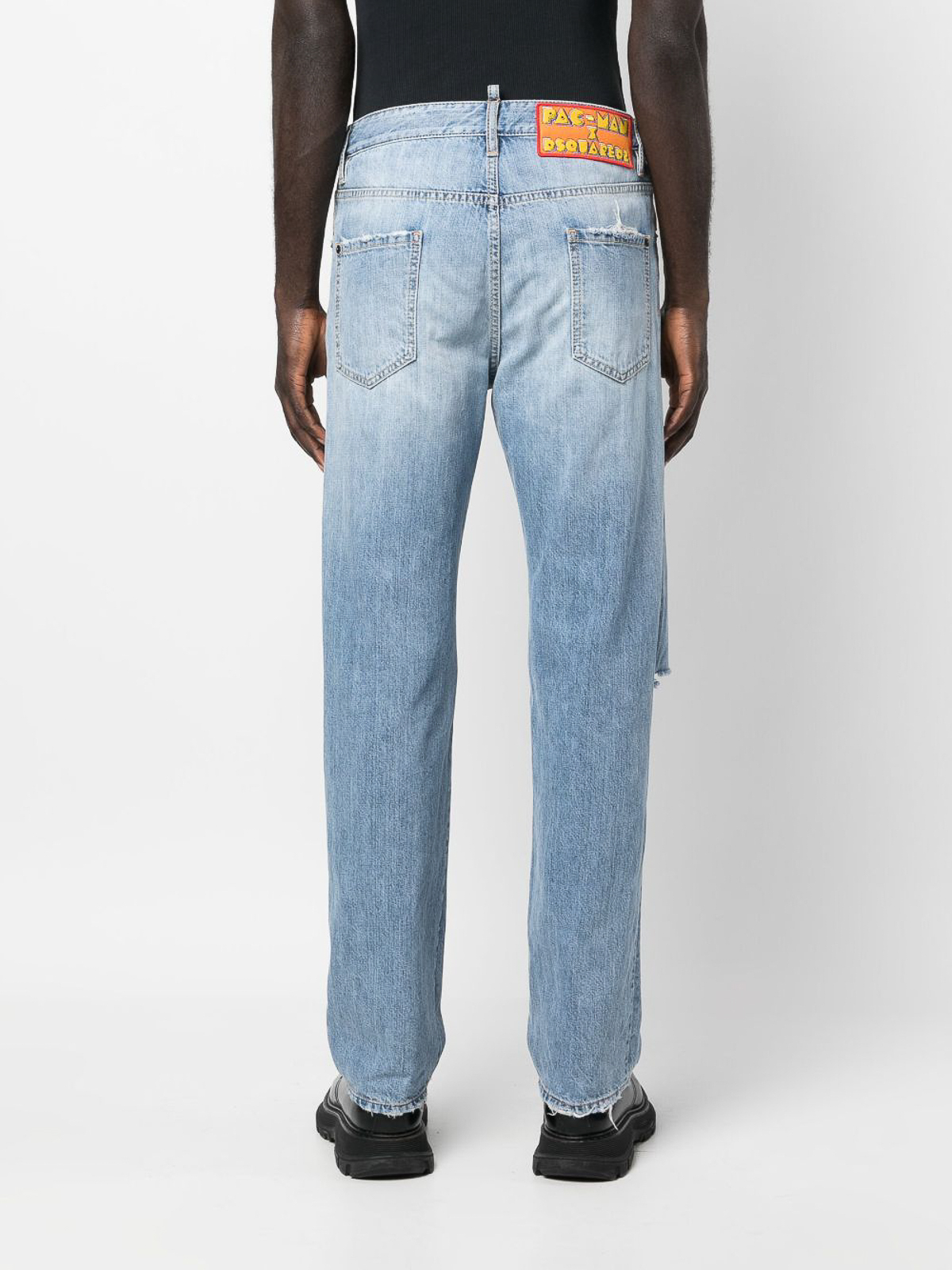 Shop Dsquared2 Straight Leg Jeans In Lavado Claro