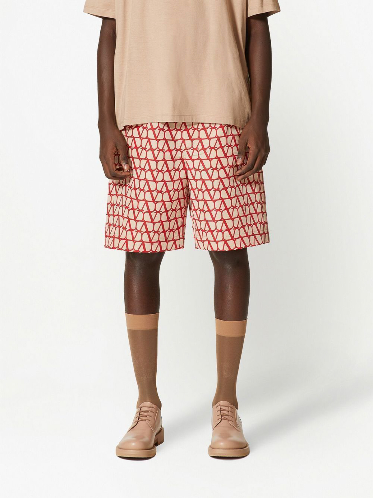 Toile Iconographe Silk Shorts in Black - Valentino