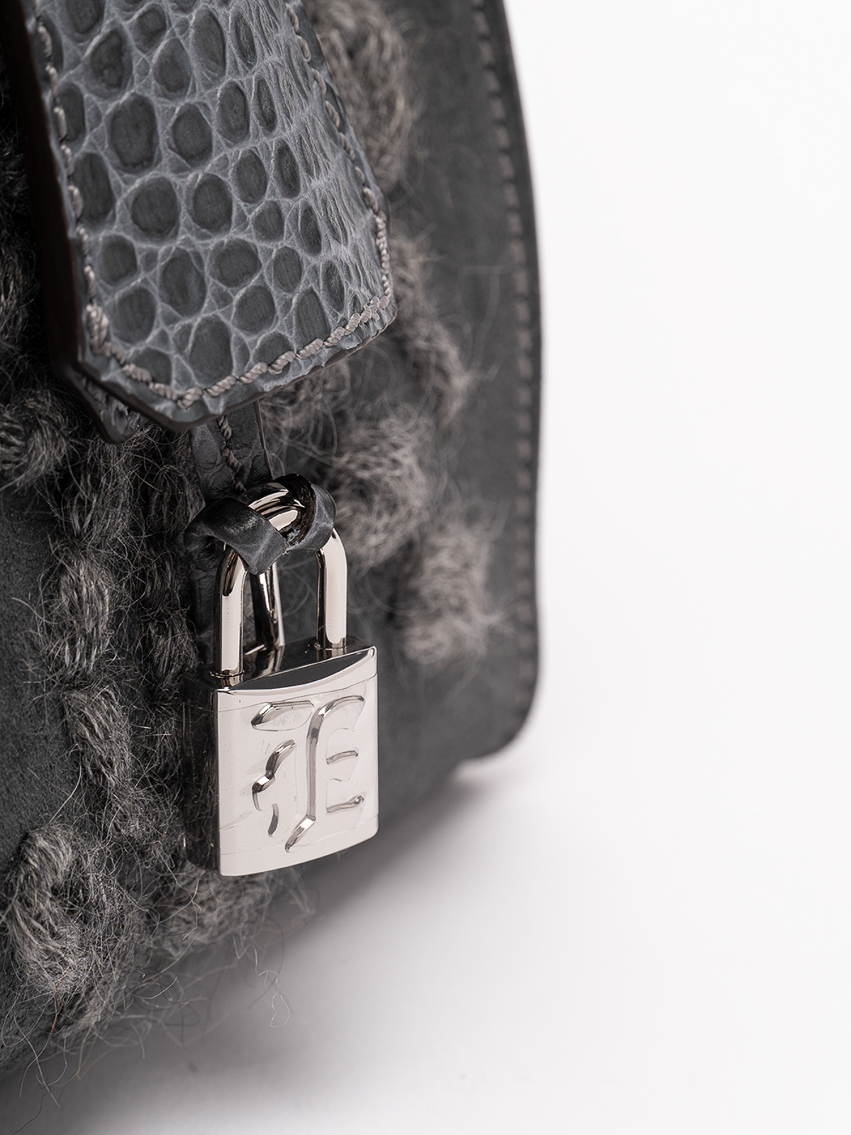 Ermanno Scervino クロスボディバッグ - グレー | D433S354RDIW93910