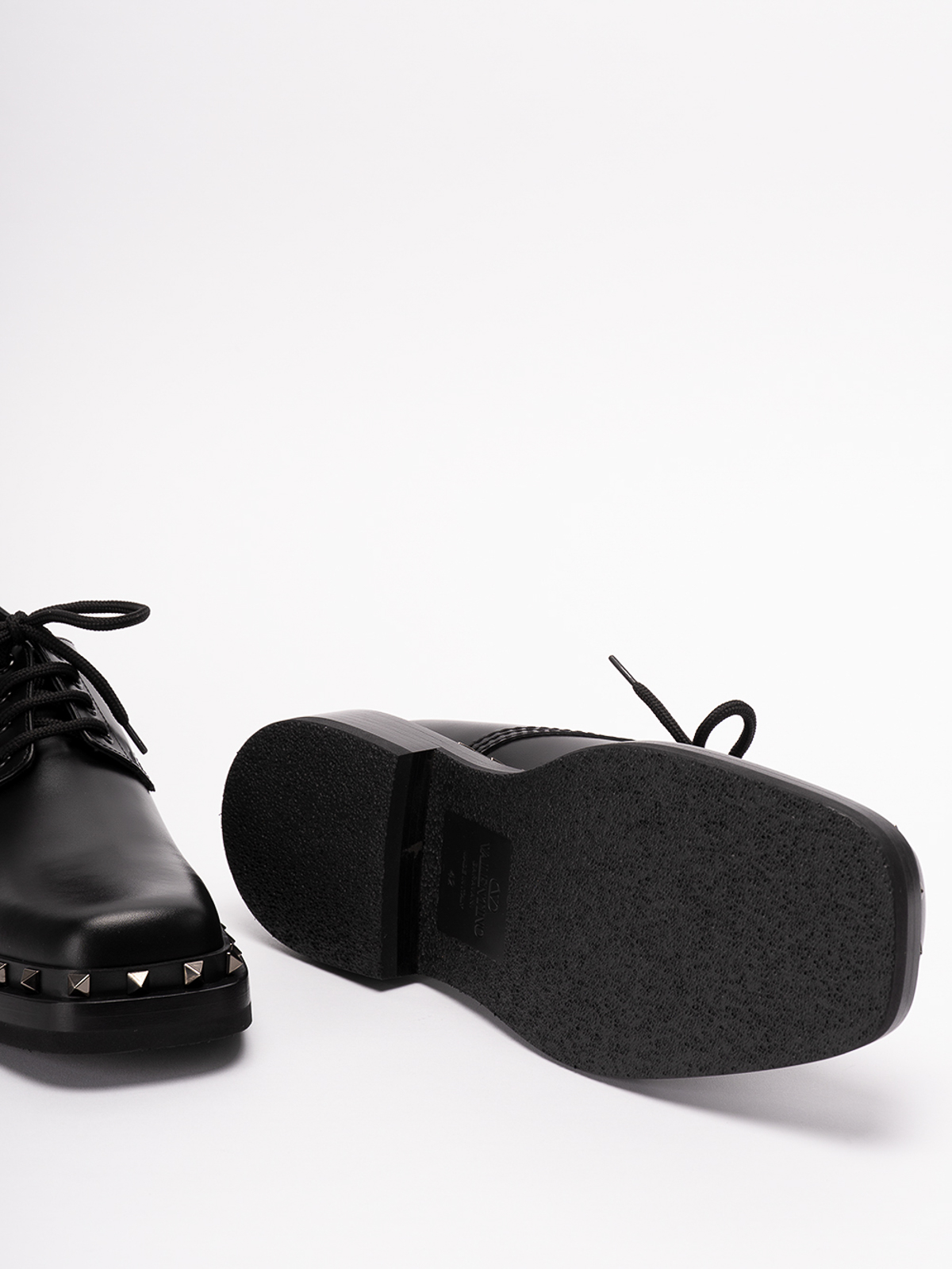 Classic shoes Valentino Garavani `rockstud` leather lace-up shoes - 3Y2S0H34PMA0NO