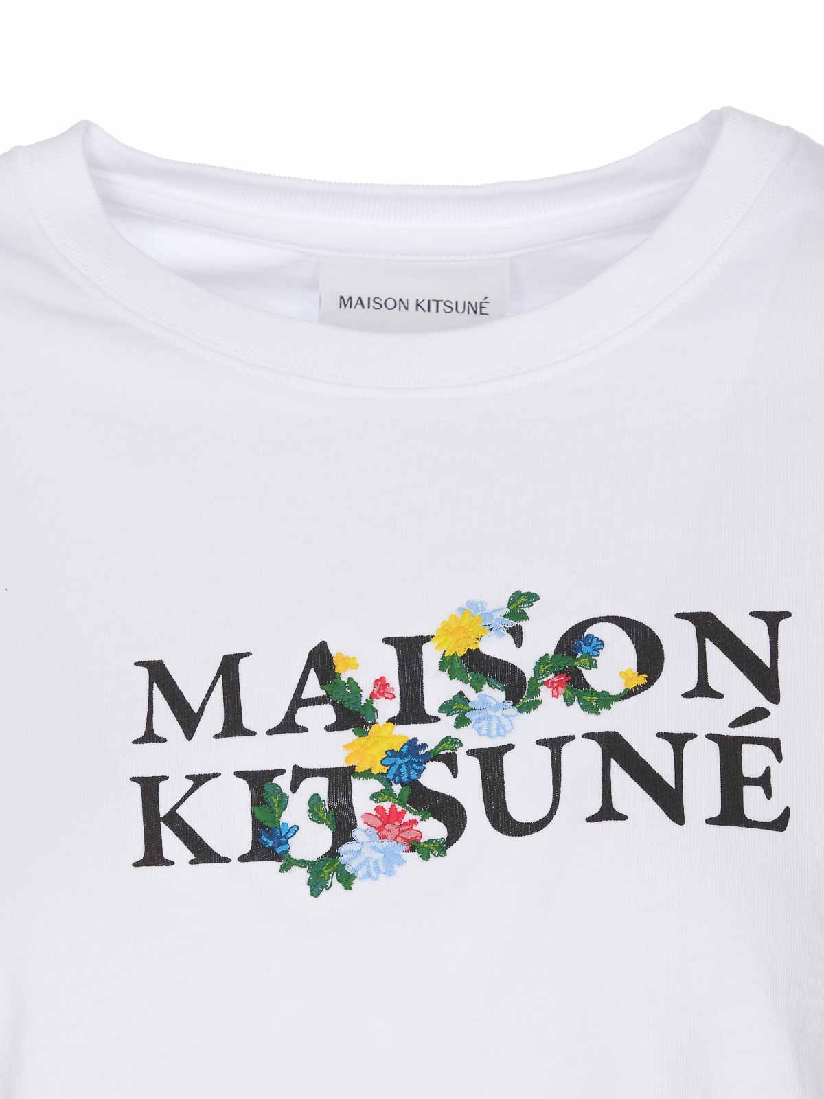 Shop Maison Kitsuné Maison Kitsune Flowers Comfort T-shirt In White