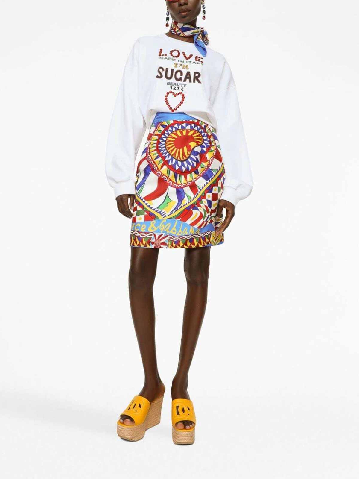 Shop Dolce & Gabbana Short Skirt With Carretto-print In Multicolour
