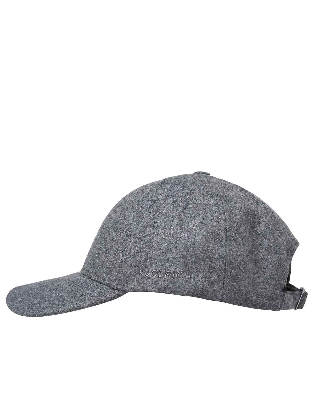 Shop Woolrich Sombrero - Gris In Grey