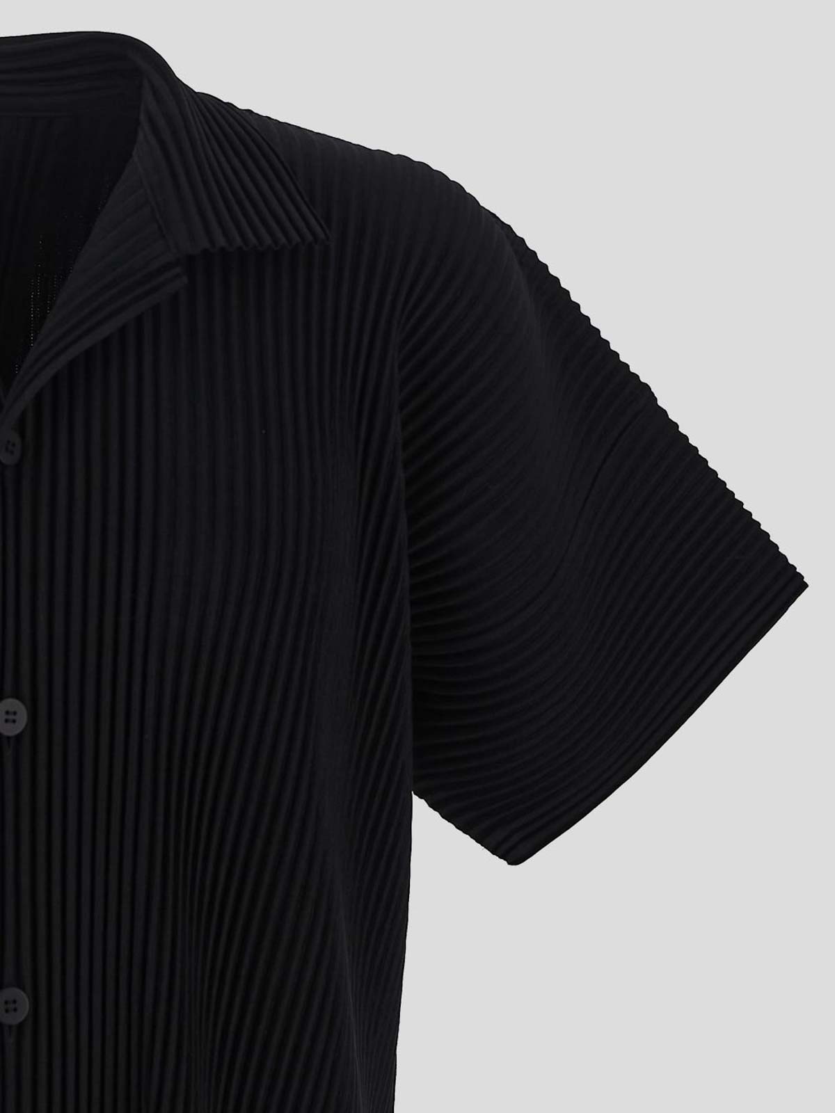 Homme Plissé Issey Miyake シャツ - 黒|HP38JJ10315 | THEBS