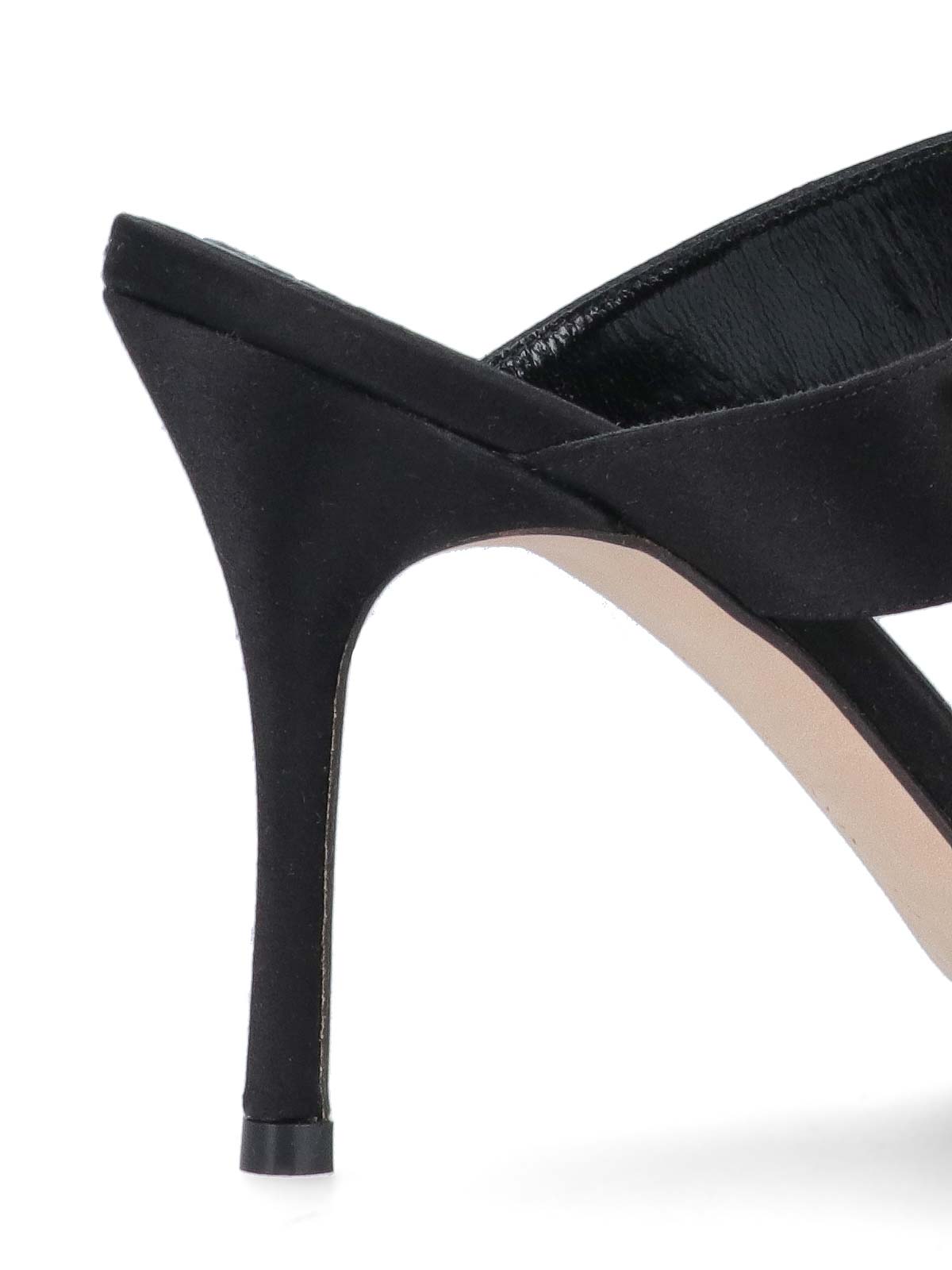 Shop Manolo Blahnik Sandalias - Chivela In Negro