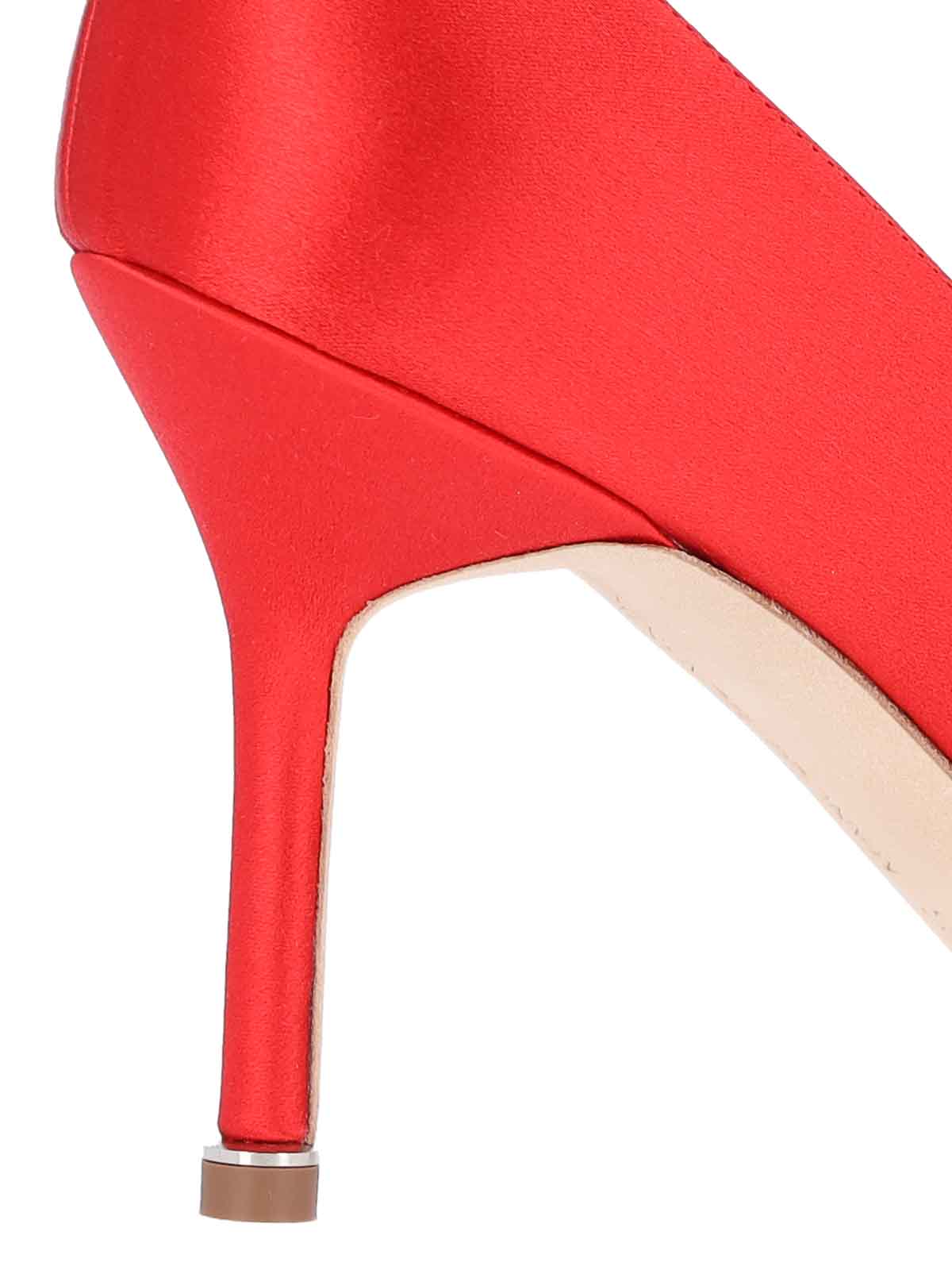 Shop Manolo Blahnik Zapatos De Salón - Hangisi In Red