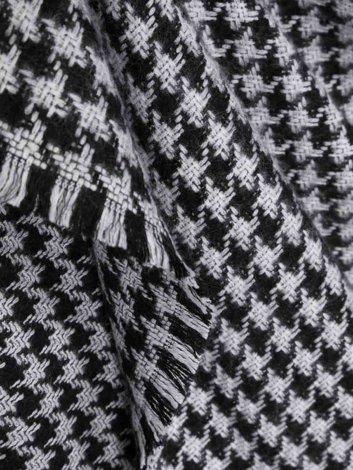 Shop Acne Studios Houndstooth Wool Scarf In Negro