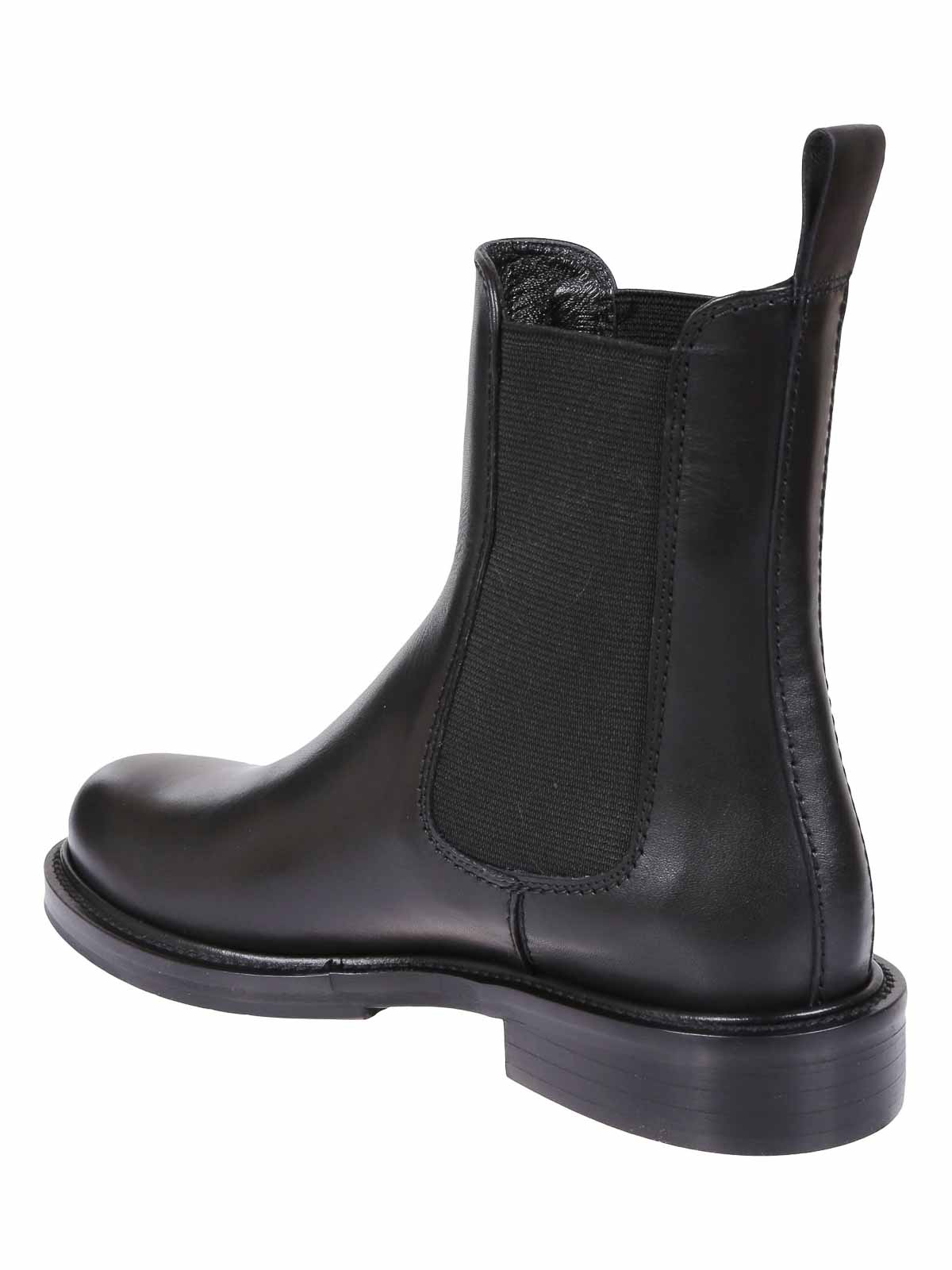 Shop Guglielmo Rotta Leather Boots In Black