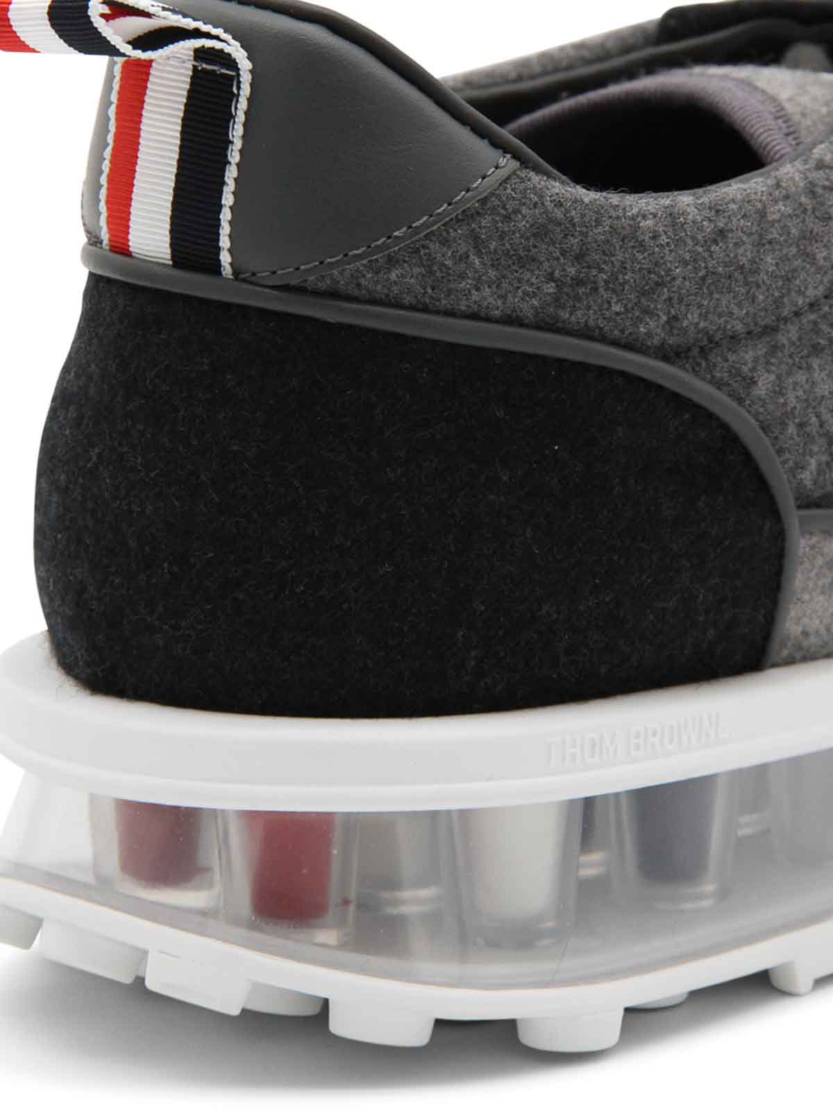 スニーカー THOM BROWNE Men Sneakers Grey MFD261AF0057 035 Thom Browne Outlet: Tech Runner sneakers in wool felt - Grey