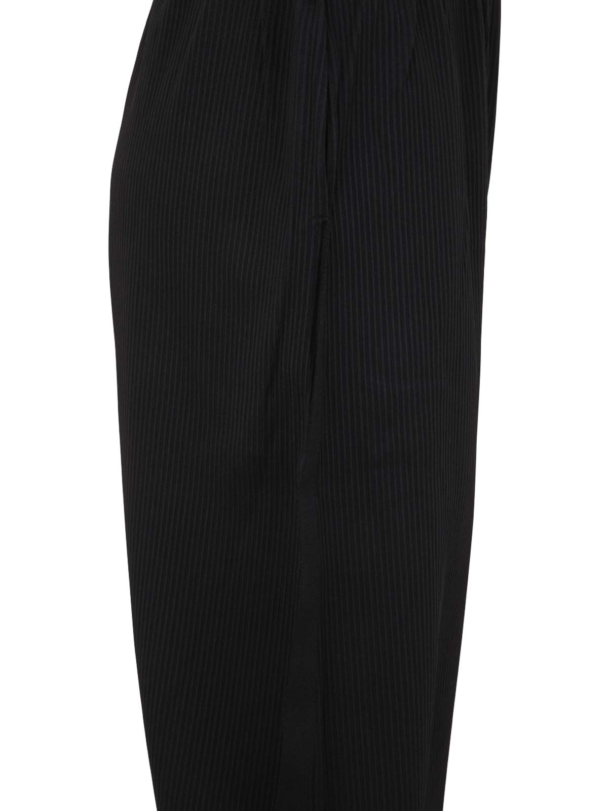 Pleats Please Issey Miyake カジュアルパンツ - 黒|PP38KF63415