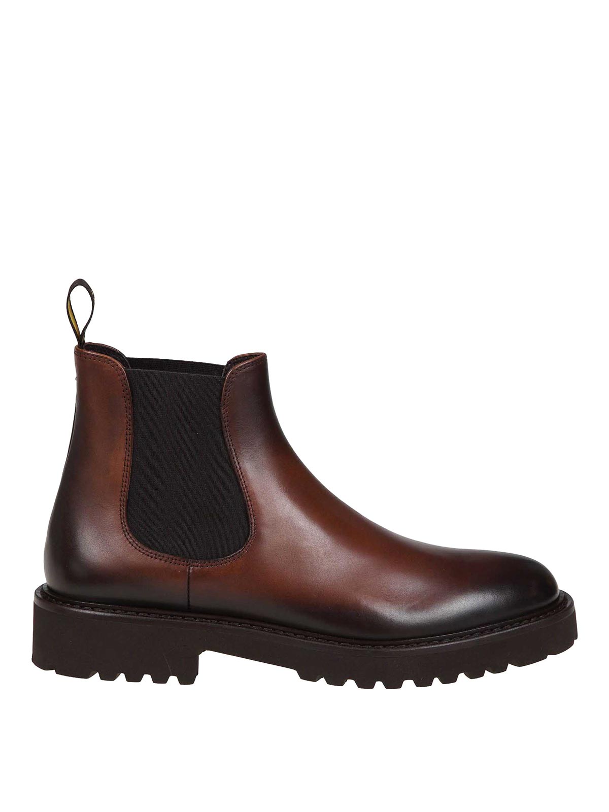 Doucal\'s Brown Calfskin Chelsea Men\'s Boots Classic brown chelsea boots DOUCAL main image 2