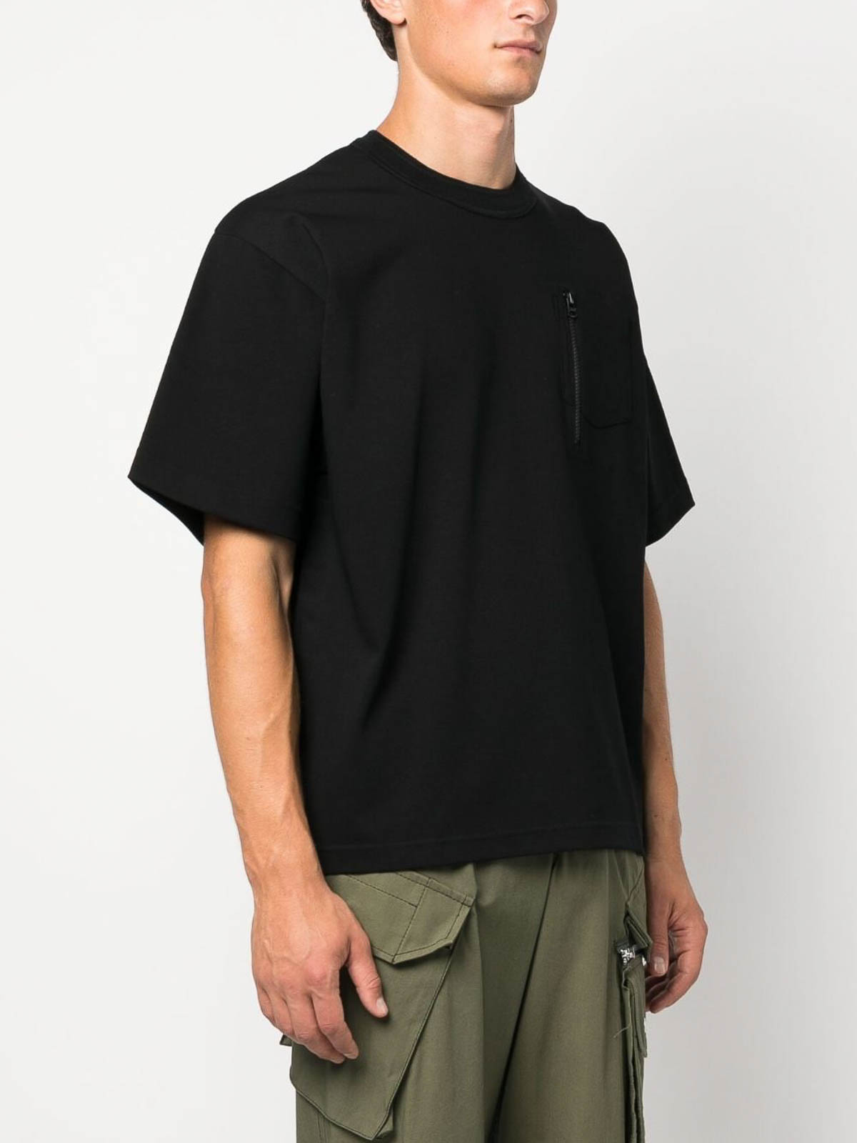 T-shirts Sacai - Multi-pocket t-shirt - 2303183M001BLACK