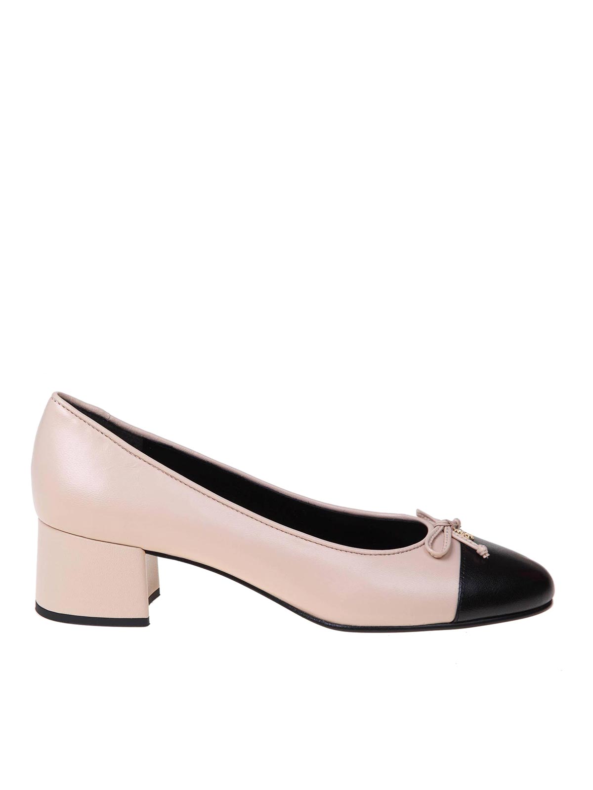Shop Tory Burch Leather Cap-toe Pump With Bow In Pink