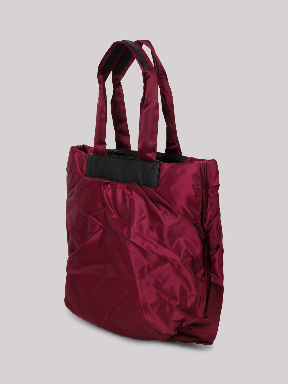 Shop Veecollective Large Caba Tote Bag With Ruffles In Red